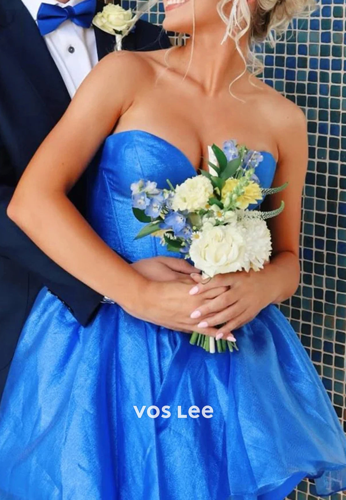 A-Line Strapless Sweetheart Pleated Homecoming Dresses