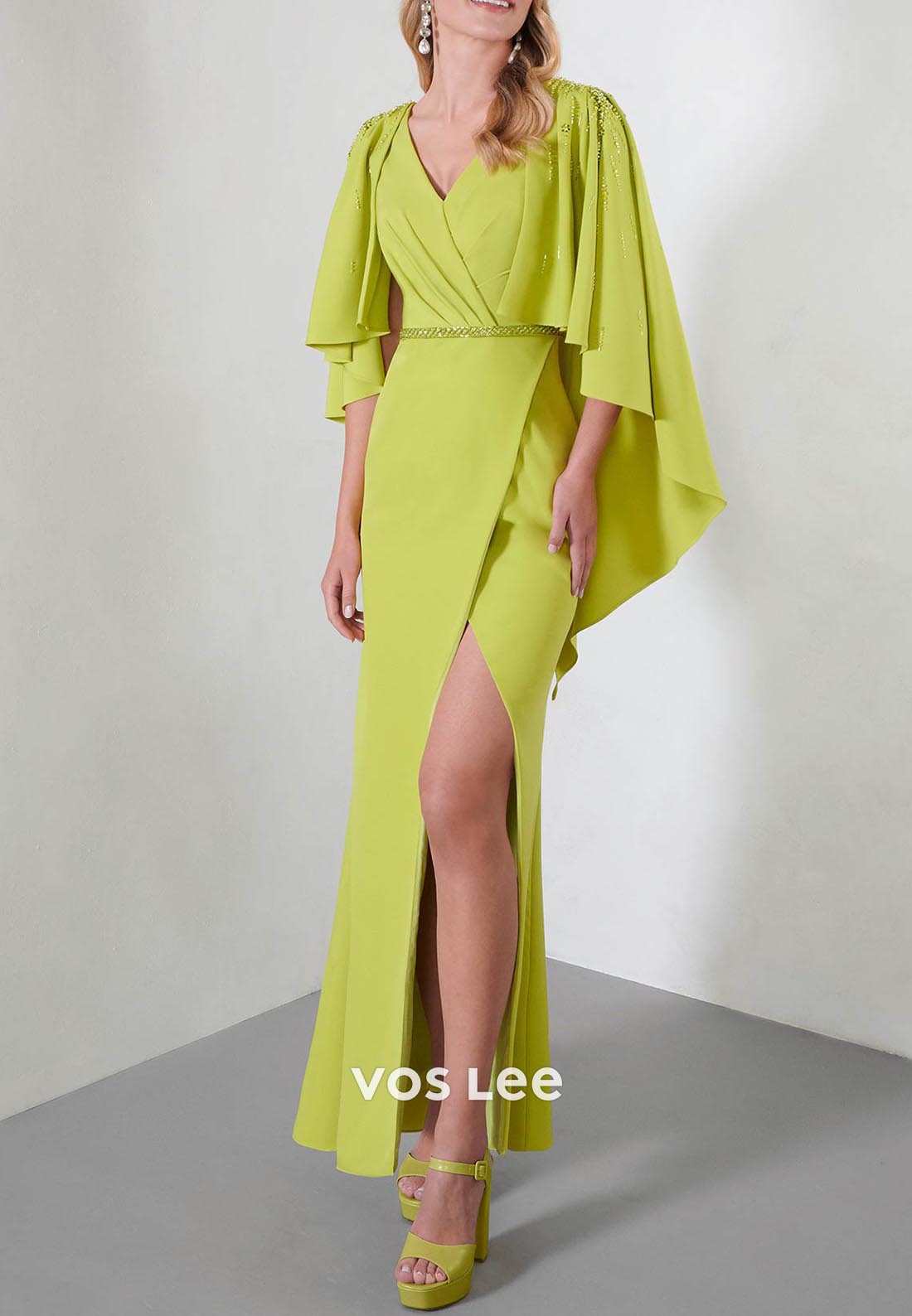 Luxurious Flutter Sleeves V Neck Beaded Mermaid Mother of Bride Dresses with High Spilt