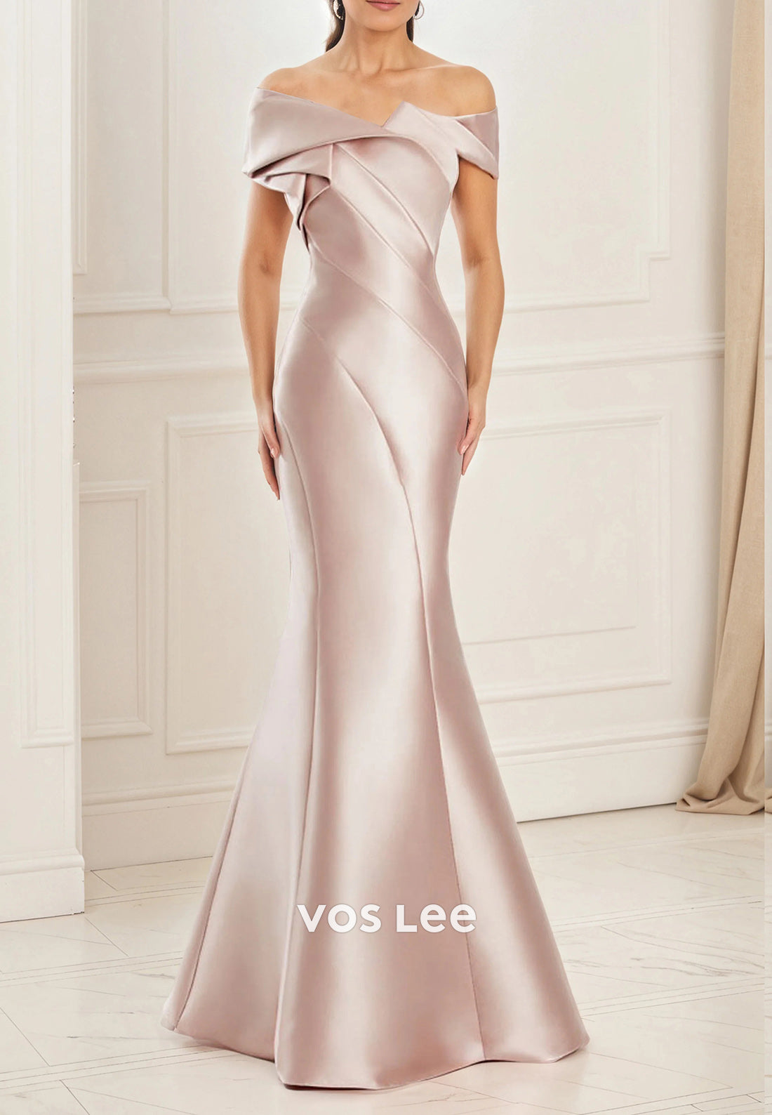 Elegant & Luxurious Off the Shoulder Pleated Floor-Length Trumpet Mother of Bride Dresses