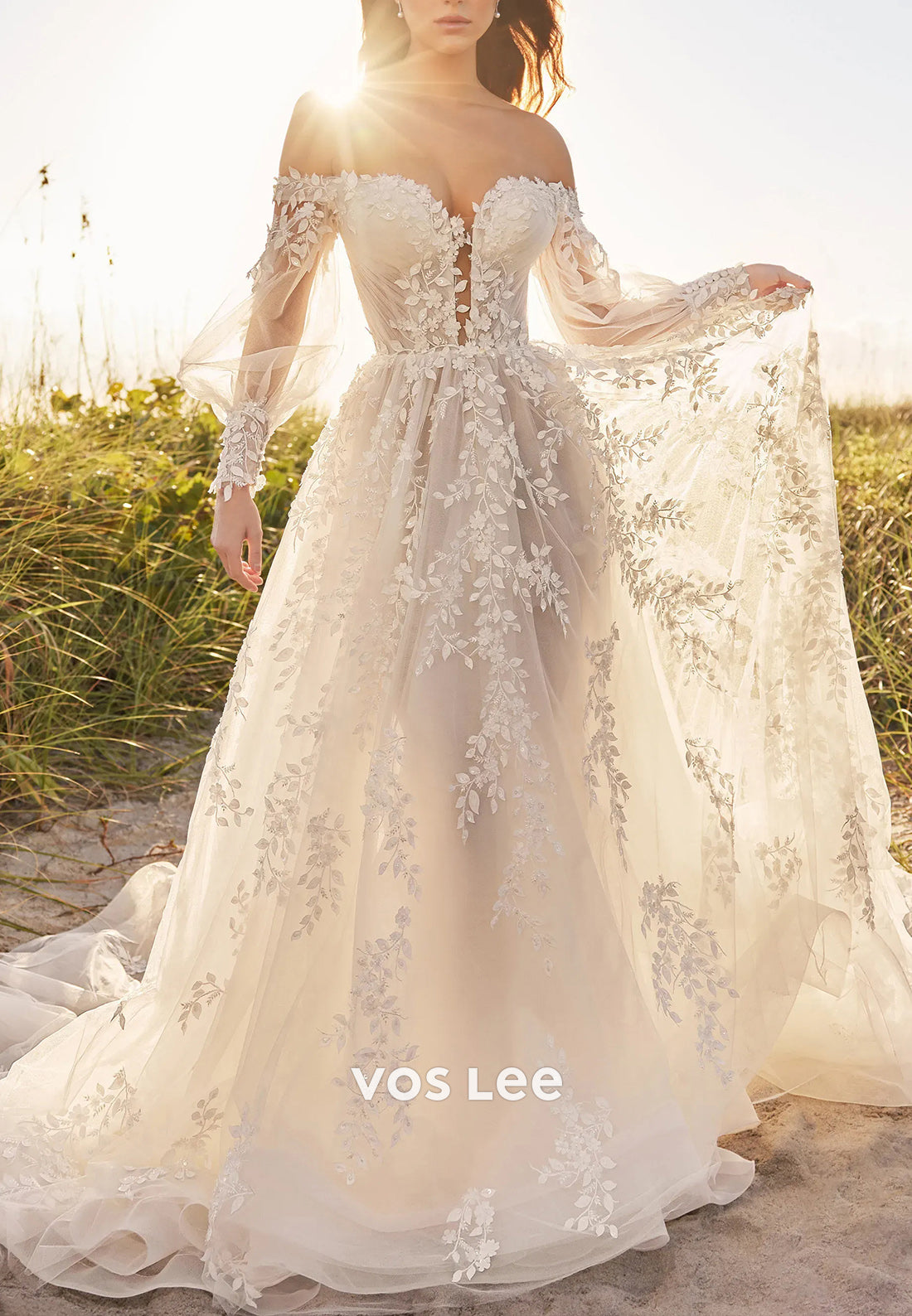 Classic A-Line Long Sleeve Appliques Lace Pleated Wedding Dresses with Chapel Train