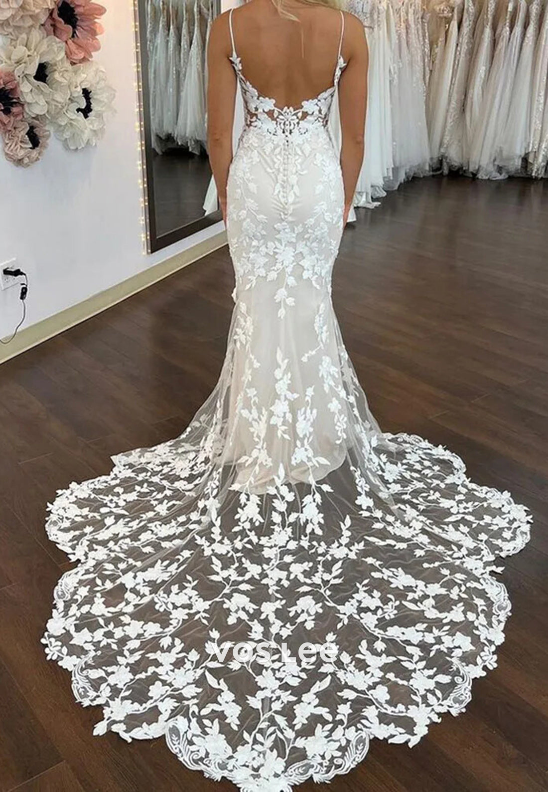 Spaghetti Straps V Neck Appliques Lace Mermaid Wedding Dresses