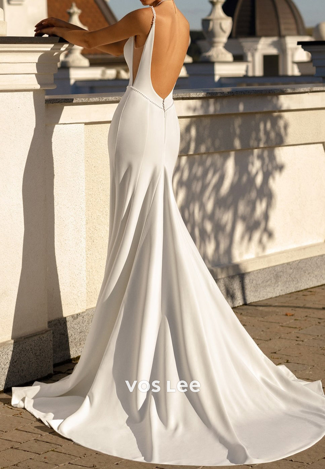 Spaghetti Straps V Neck Pearl Mermaid Wedding Dresses with Court Train