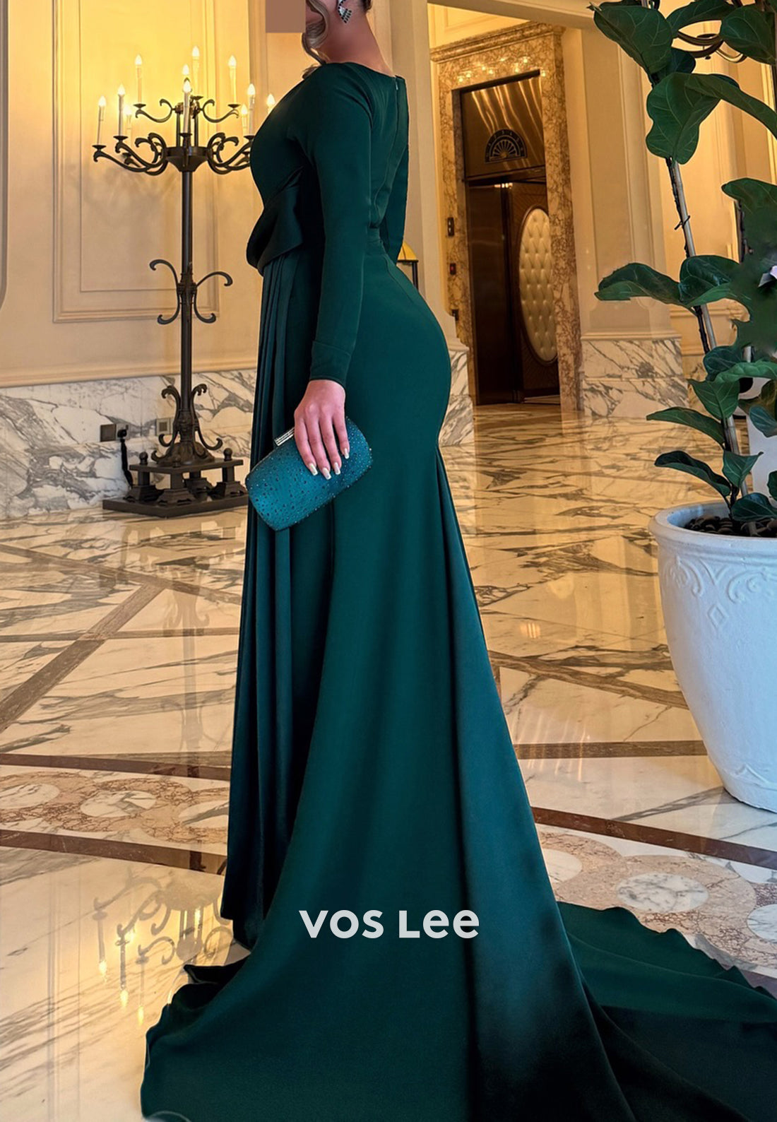Long Sleeve V Neck Pleated Mermaid Evening Dresses with Court Train