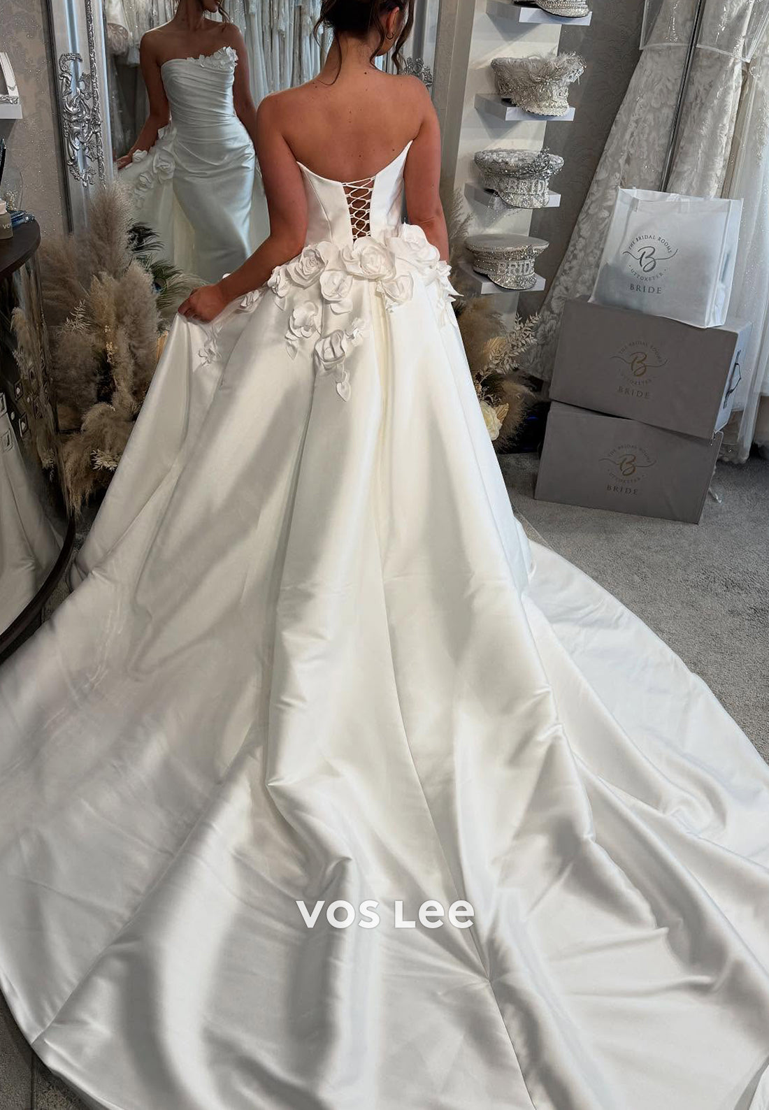 Strapless Floral Embellished Pleated Mermaid Wedding Dresses with Court Train