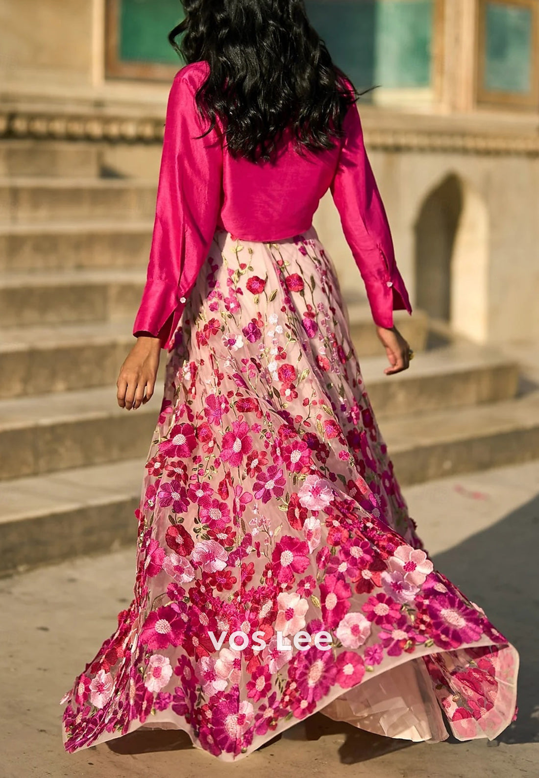 Chic & Modern Long Sleeve V Neck Appliques Floor-Length Mother of Bride Dresses