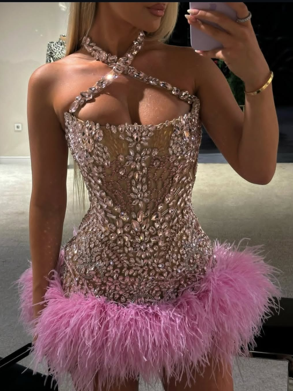 Luxurious Sheath Halter Neck Pink Short Homecoming Dress with Beading Feather