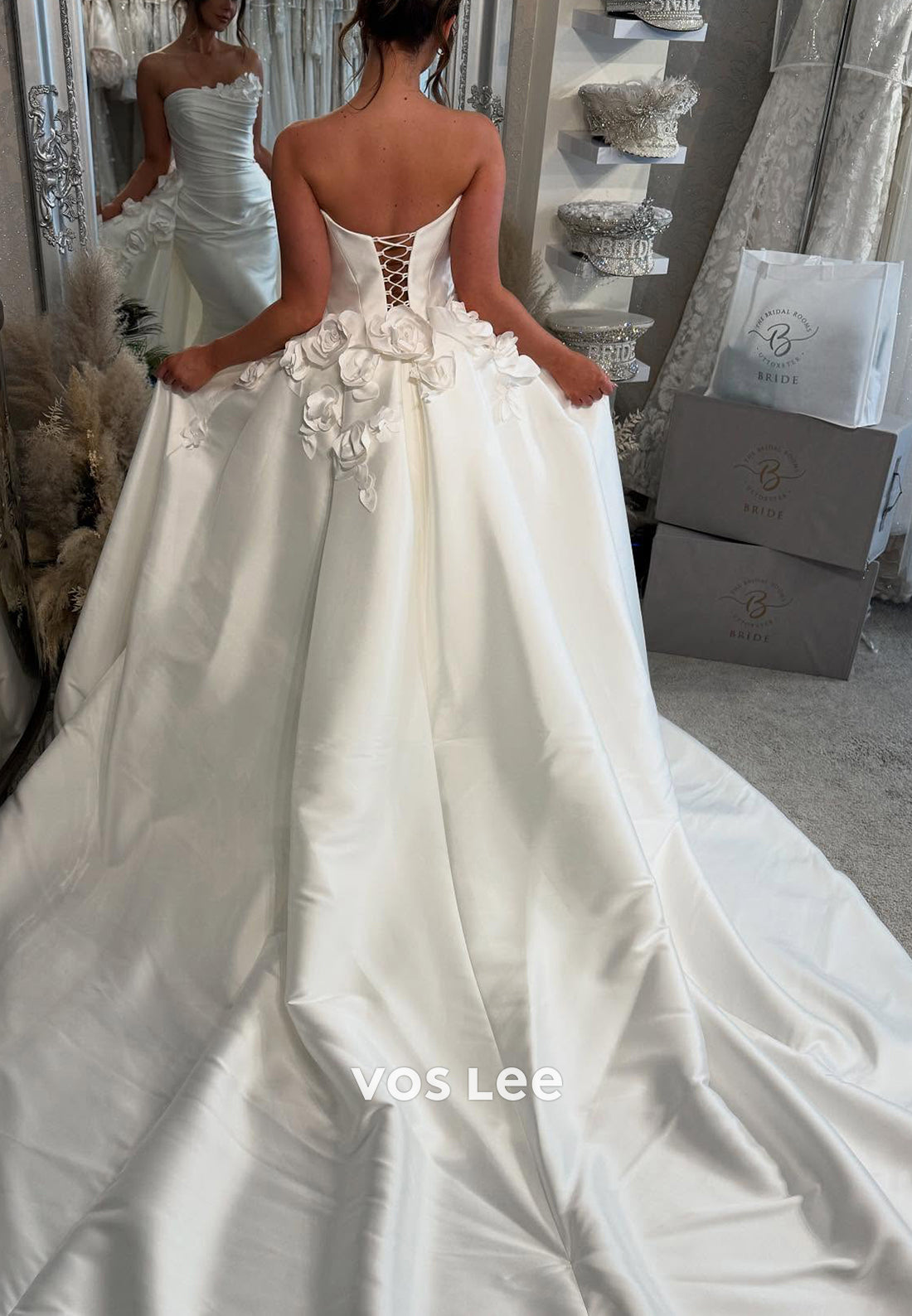 Strapless Floral Embellished Pleated Mermaid Wedding Dresses with Court Train