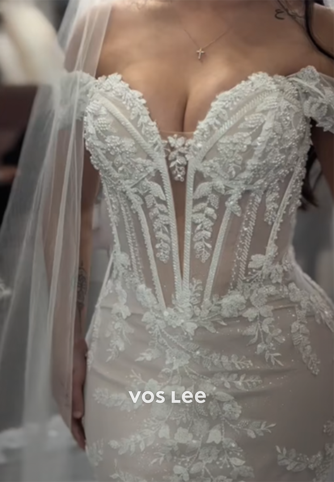 Off the Shoulder Sweetheart Appliques Lace Mermaid Wedding Dresses with Court Train