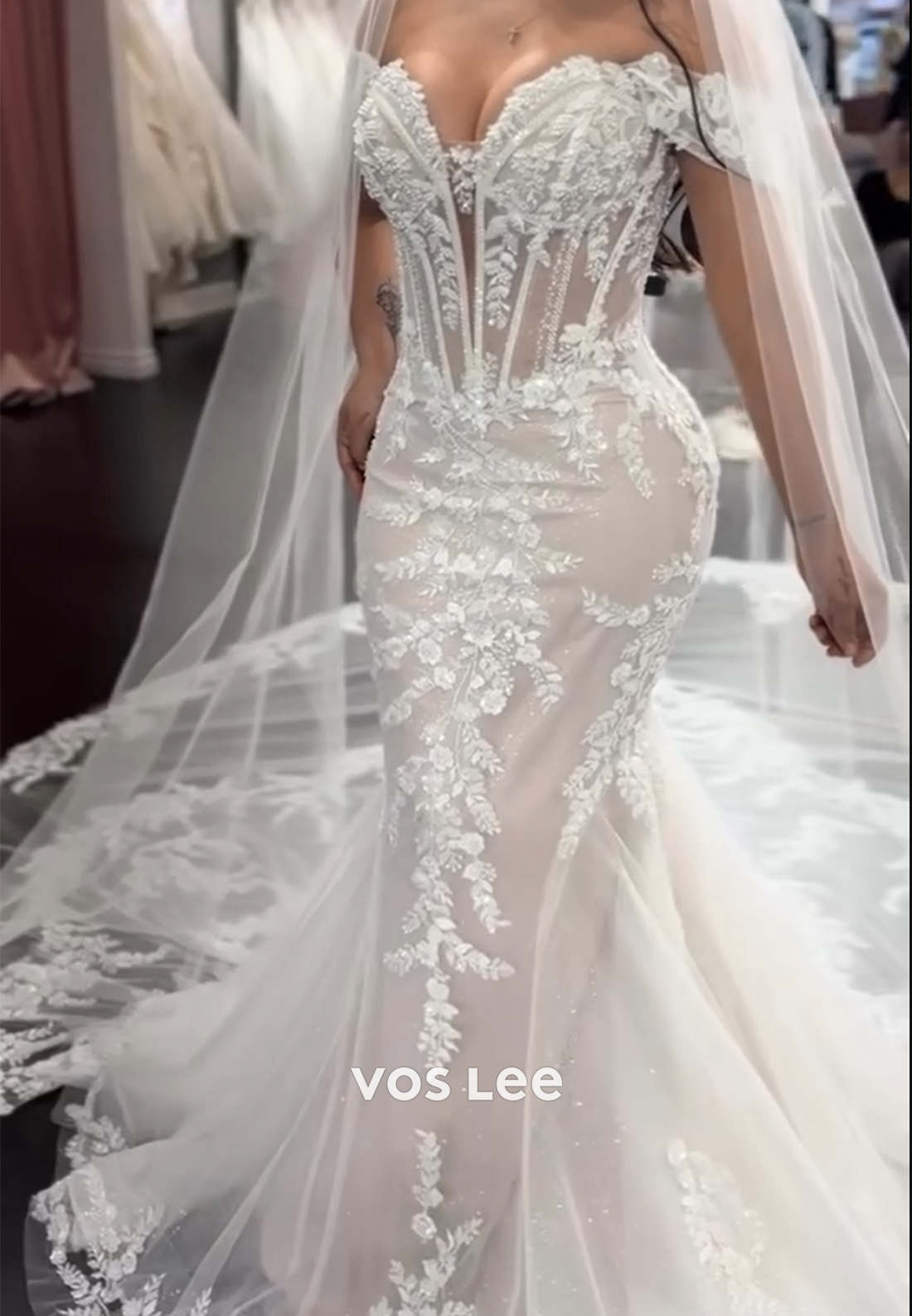 Off the Shoulder Sweetheart Appliques Lace Mermaid Wedding Dresses with Court Train