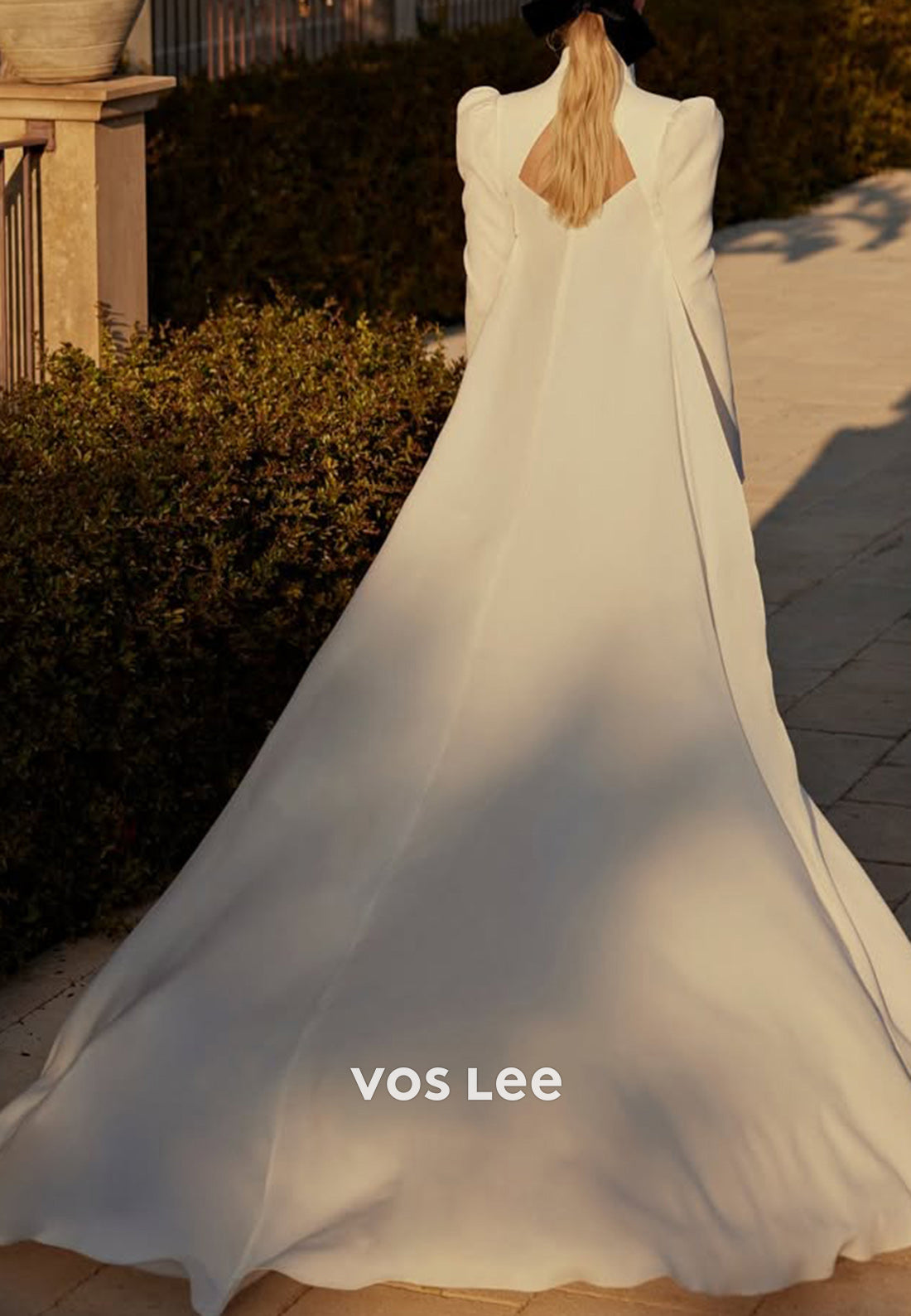Long Sleeve Queen Anne Appliques Lace Sweetheart Mermaid Short Wedding Dresses