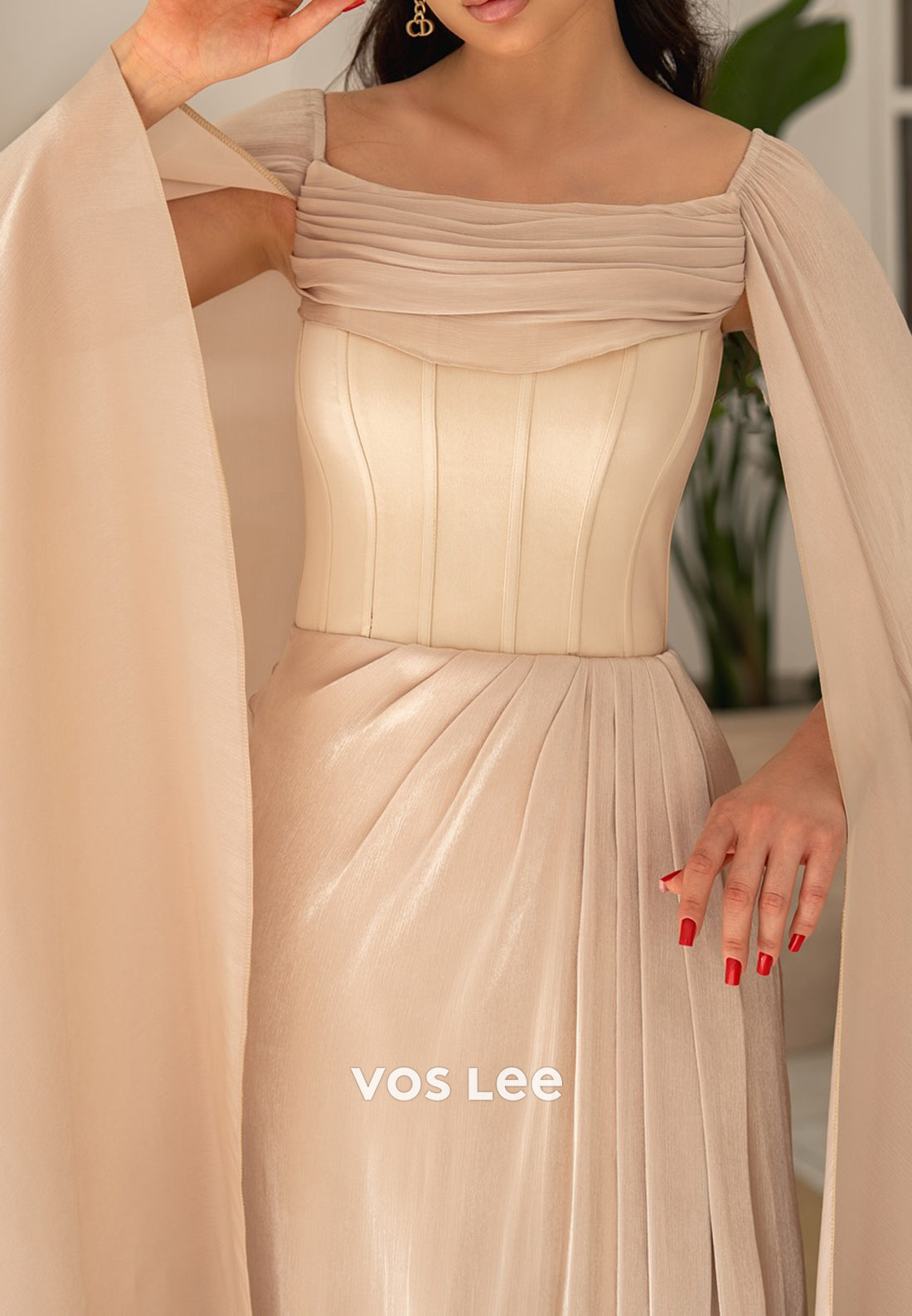 Simple & Classic Square Ruched Satin Sheath Evening Dresses