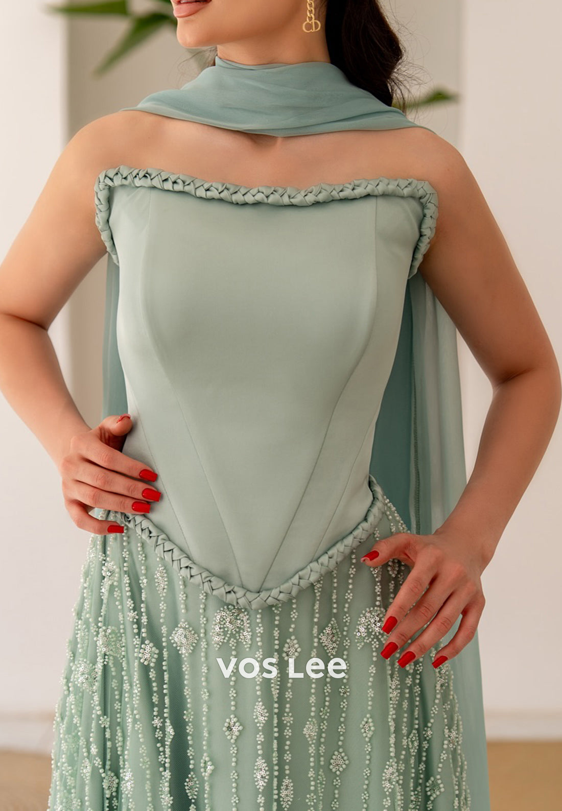 A-Line Scoop Tulle Beading Floor-Length Ruched Evening Dresses