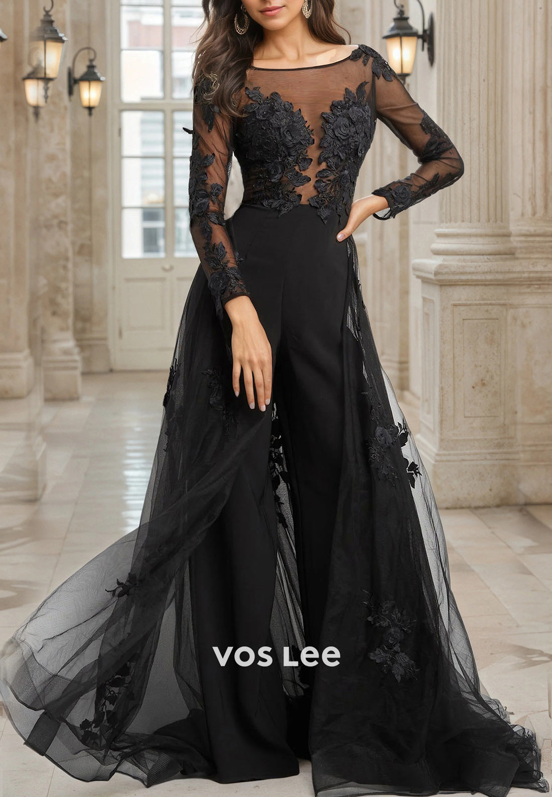 Casual Long Sleeve Illusion Neck Appliques Lace Mother of Bride Dresses with Court Train