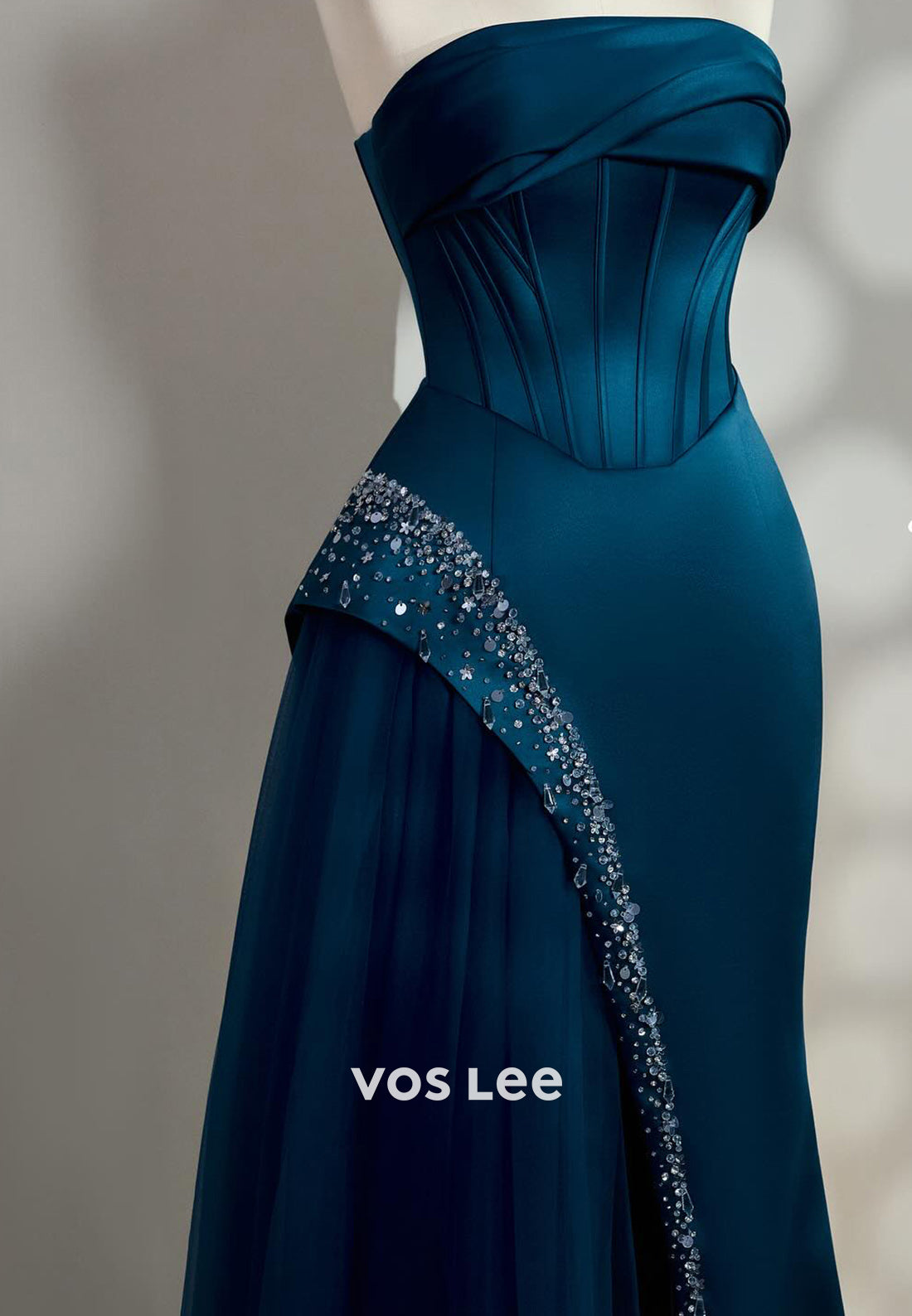 Chic & Modern Tube Top Rhinestone Pleated Mermaid Evening Dresses Formal Dresses