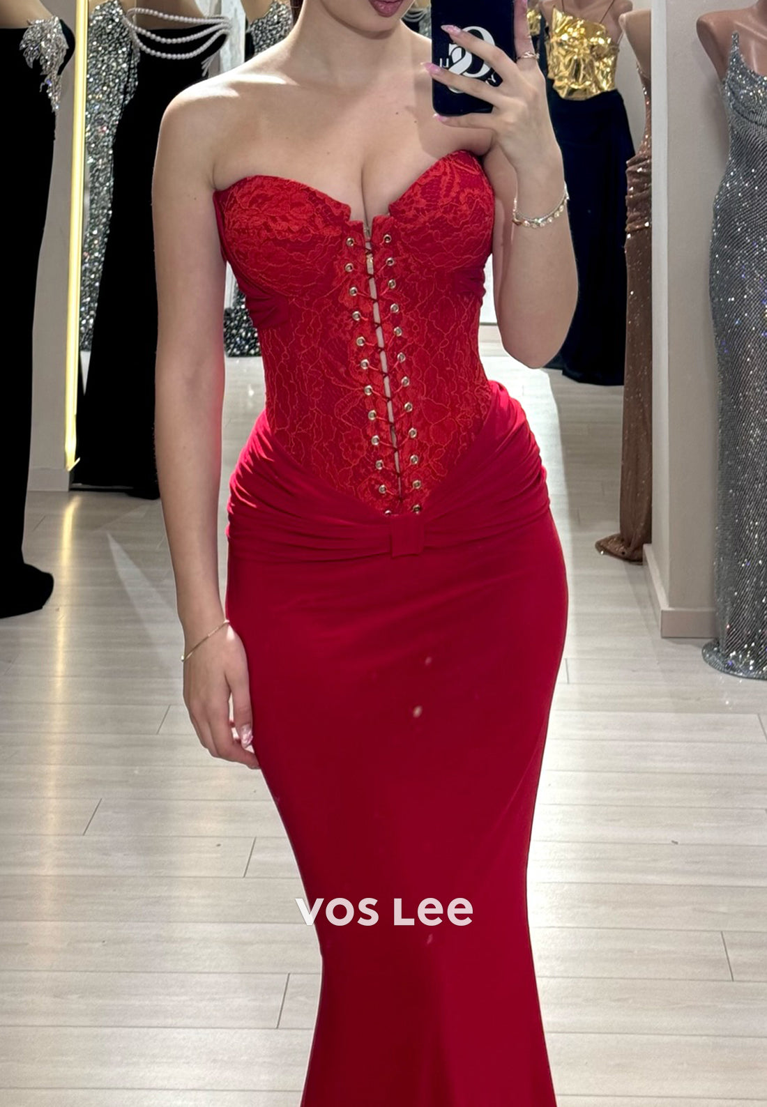 Strapless Sweetheart Appliques Lace Mermaid Evening Dresses with Sweep Train