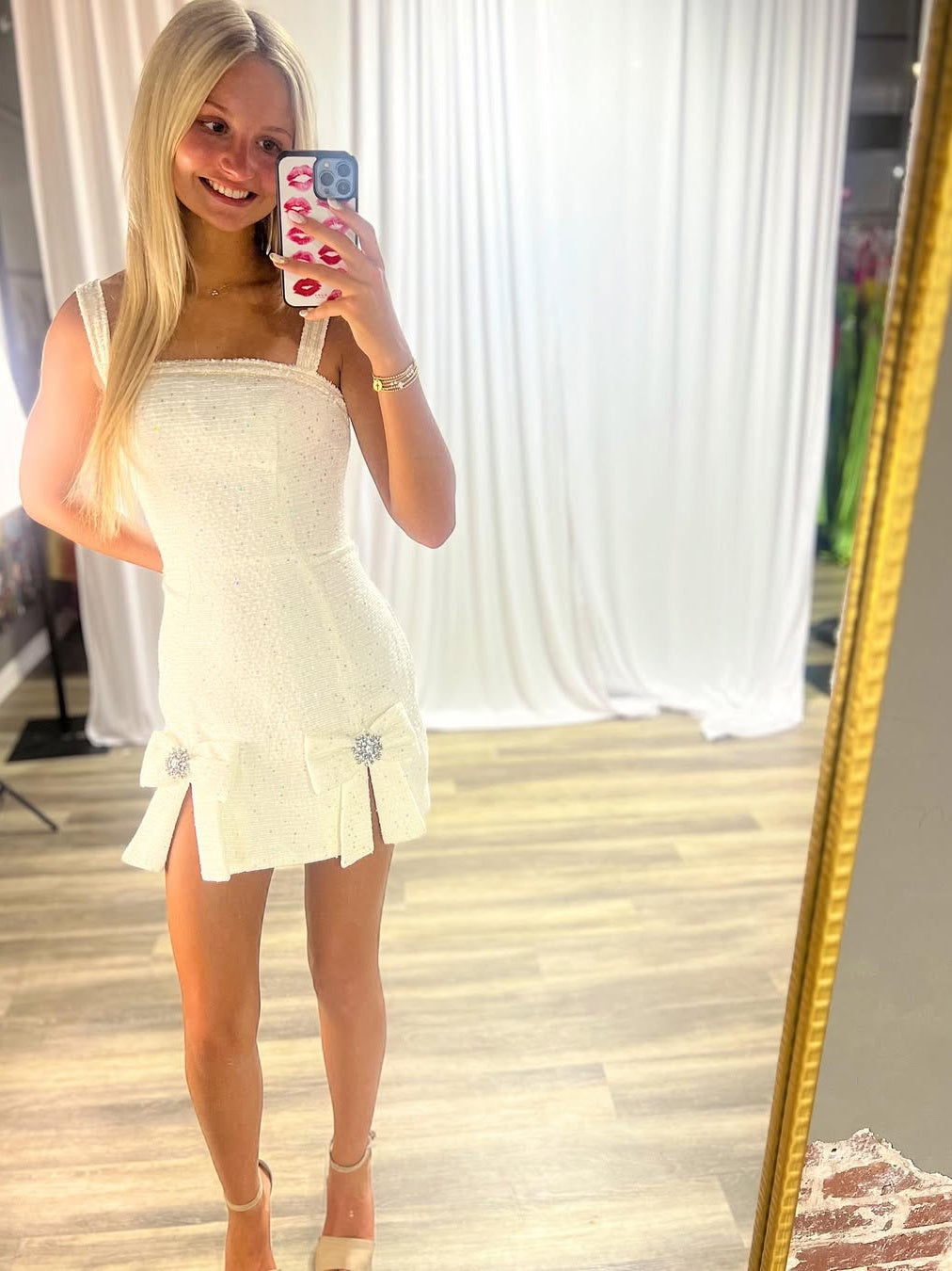 Modern Sheath Spaghetti Straps Pink Short Homecoming Dress with Bowknot