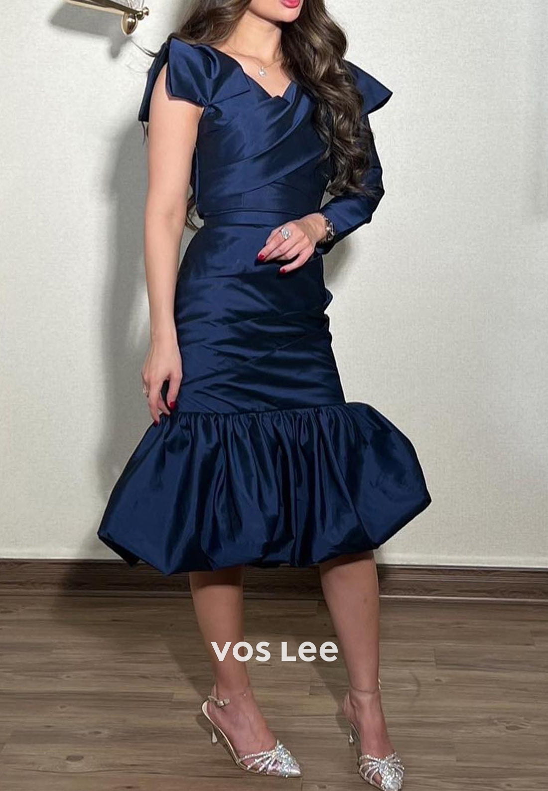 Dark Navy Long Sleeve V Neck Bowknot Tea-Length Ruched Evening Dresses