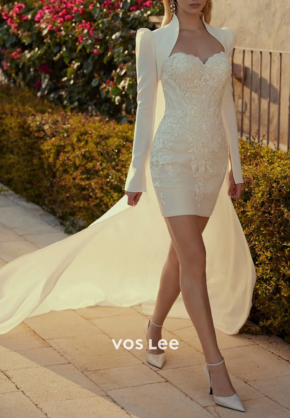 Long Sleeve Queen Anne Appliques Lace Sweetheart Mermaid Short Wedding Dresses