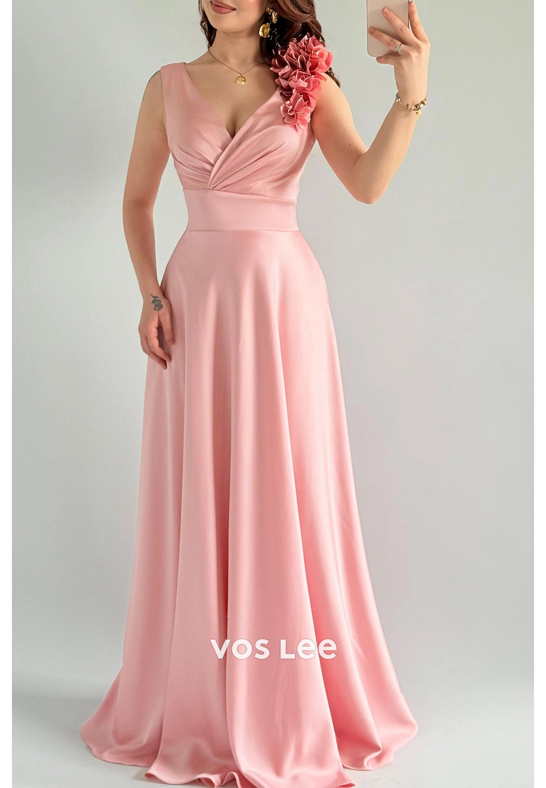 Simple & Classic A-Line V Neck Floral Embellished Pleated Floor-Length Evening Dresses
