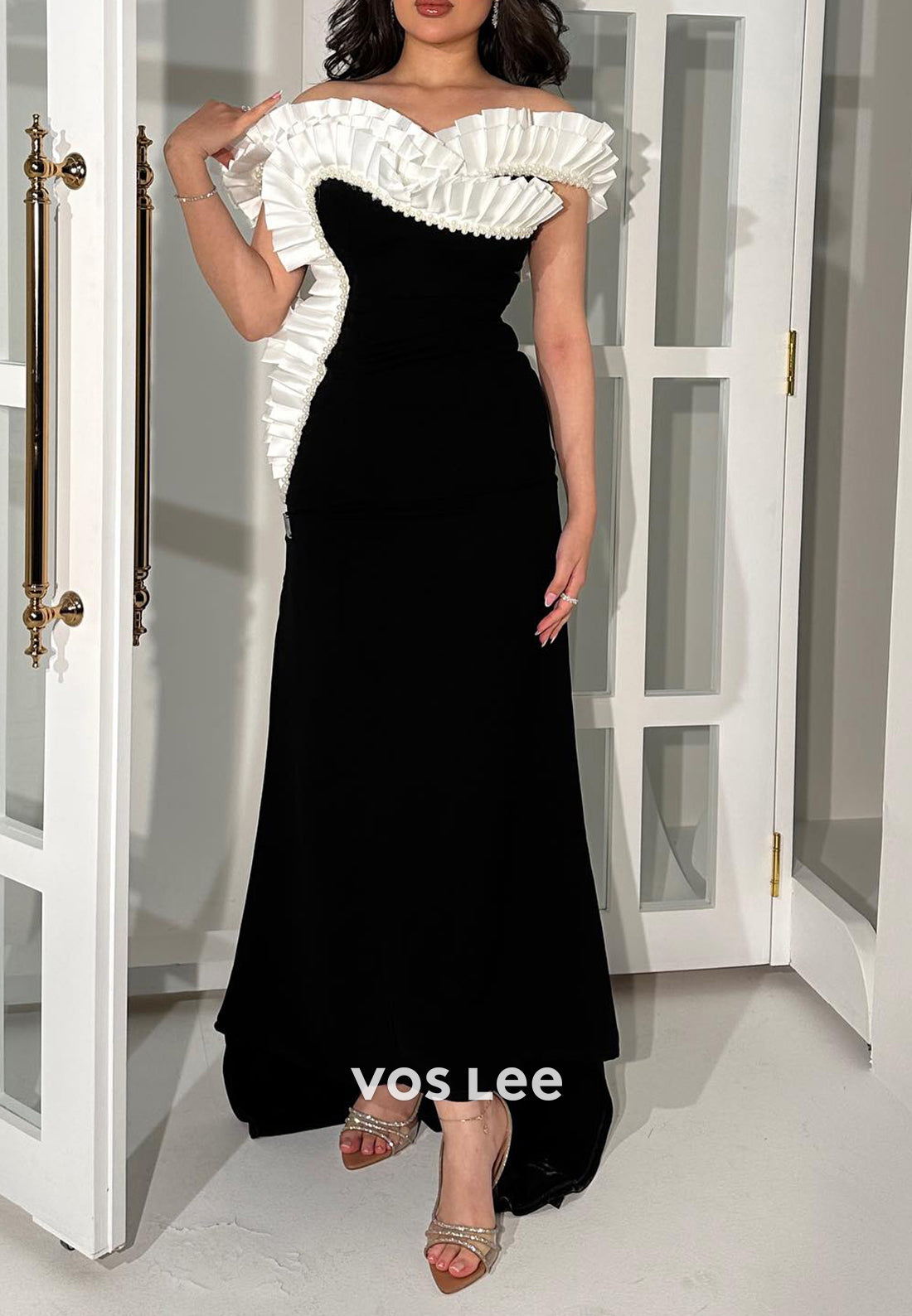 Couture Off the Shoulder Pearls Pleated Satin Sheath Evening Dresses