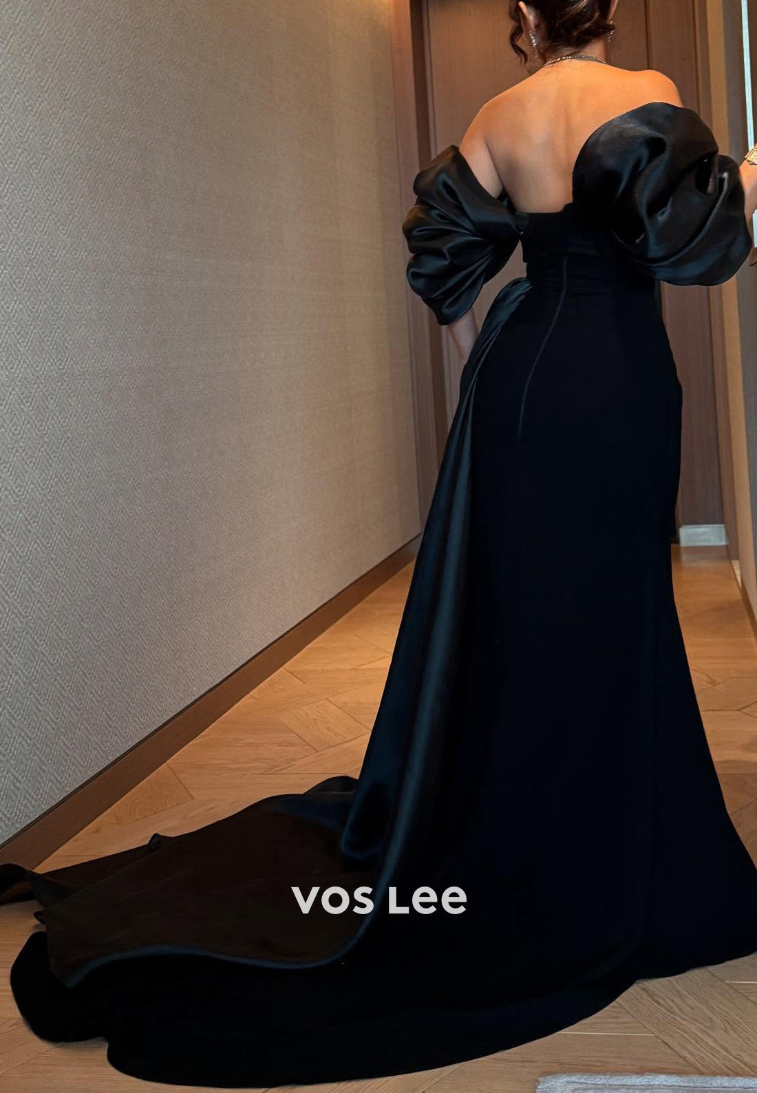 Short Sleeve V Neck Rhinestone Split Pleated Evening Dresses with Court Train
