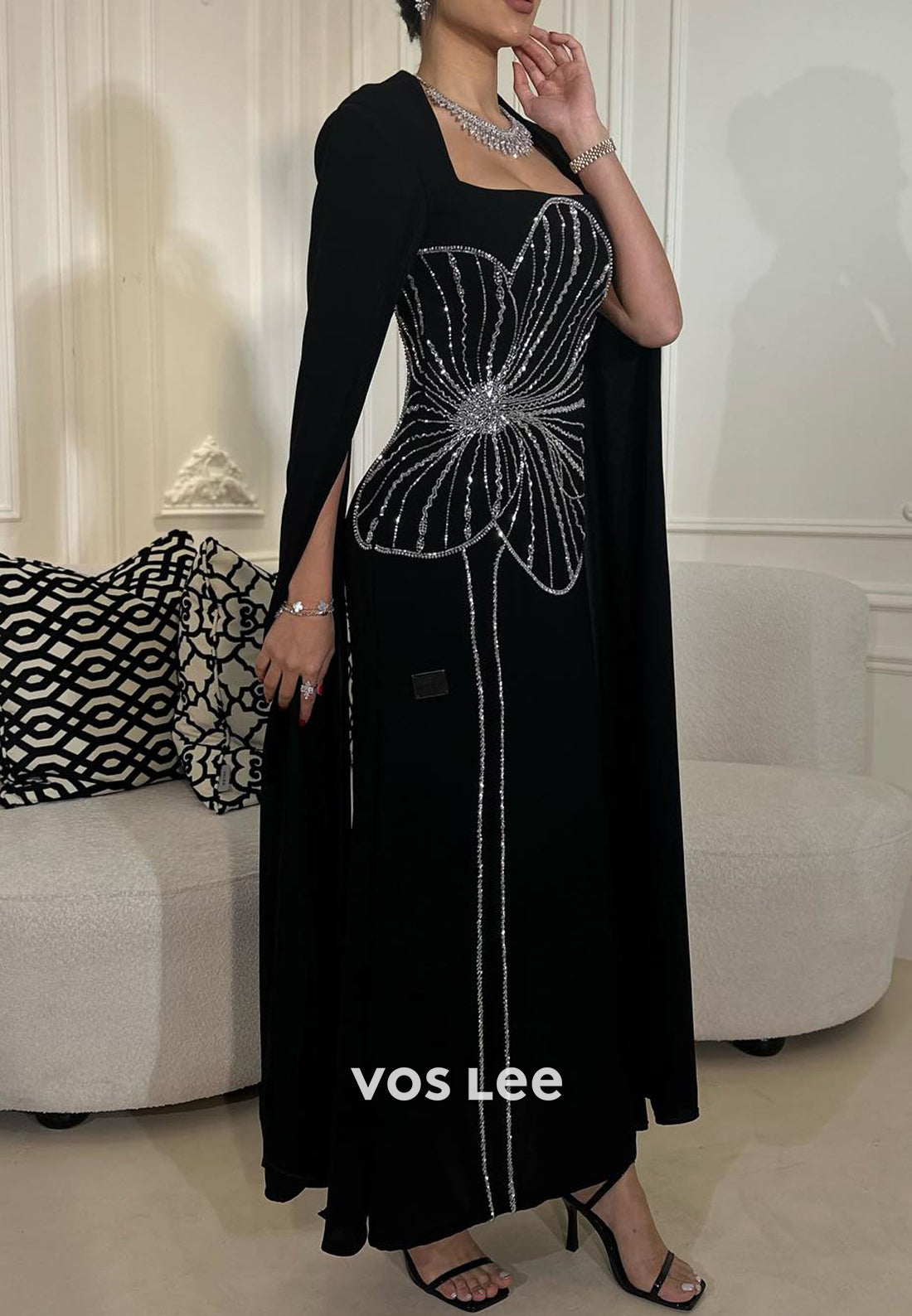 Simple Long Sleeve Square Rhinestone Black Sheath Evening Dresses