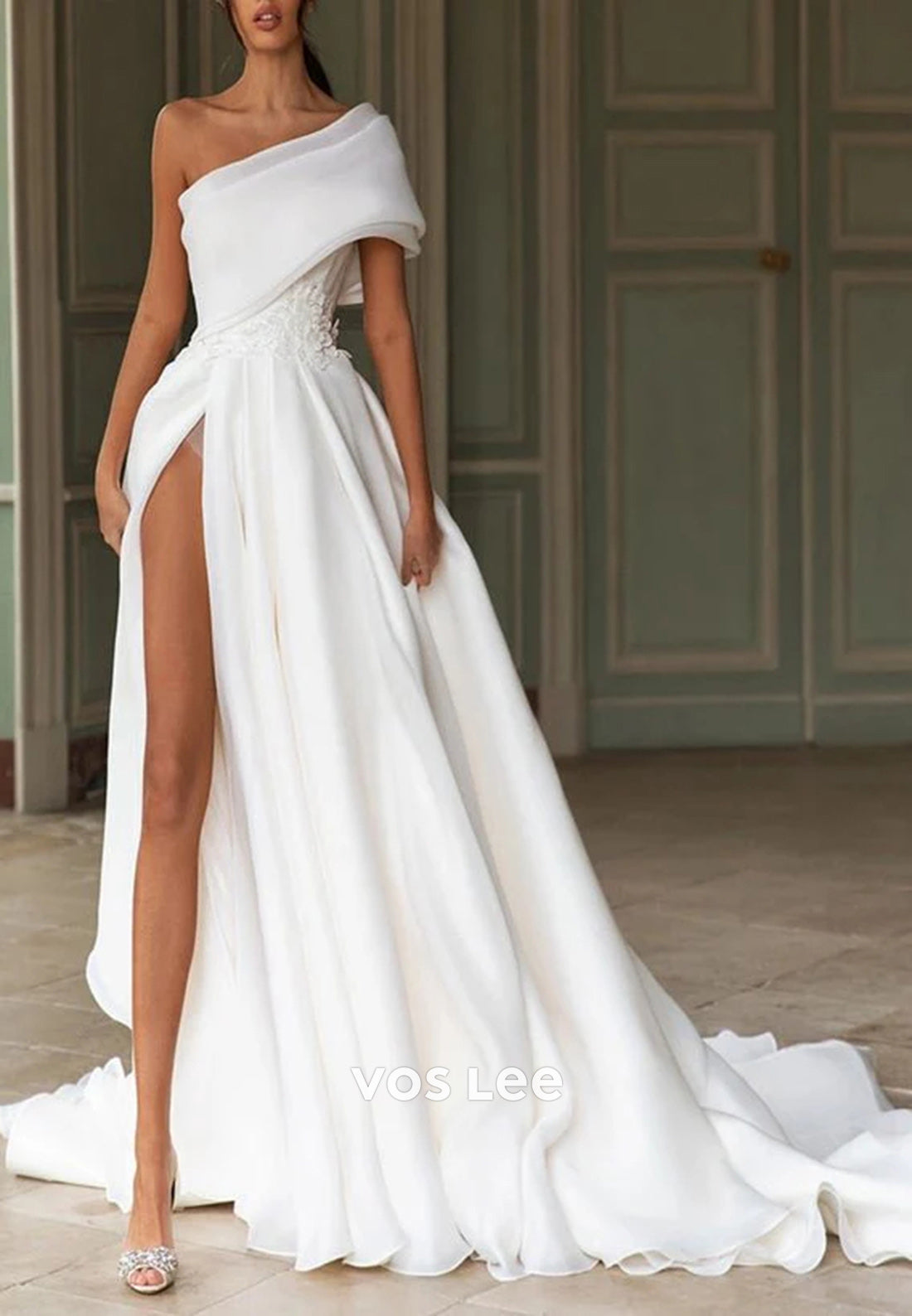 A-Line One Shoulder Appliqued Pleated Split Bowknot Wedding Dresses with Court Train