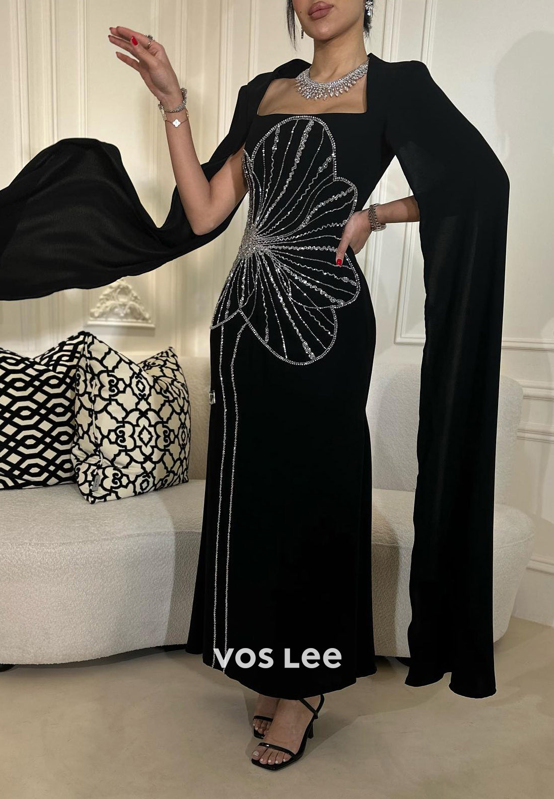 Simple Long Sleeve Square Rhinestone Black Sheath Evening Dresses