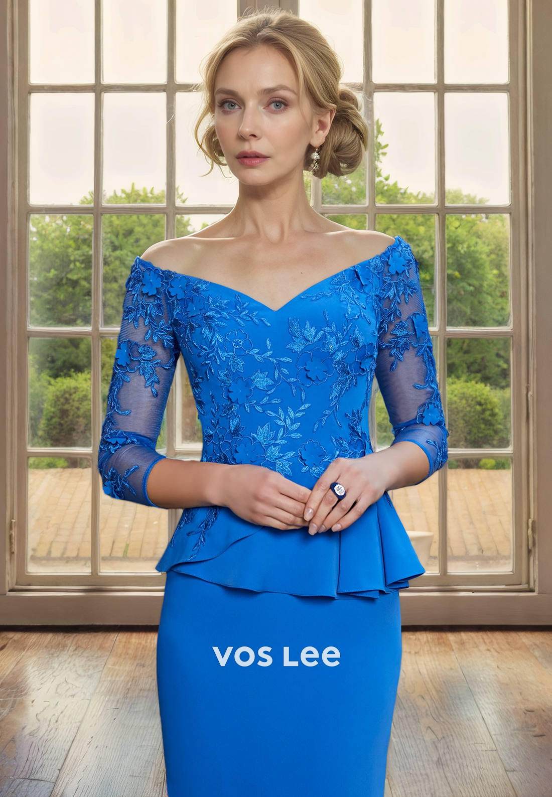 Elegant Coulumn V Neck Long Sleeves Knee Length Lace Appliques Mother of the Bride Dress
