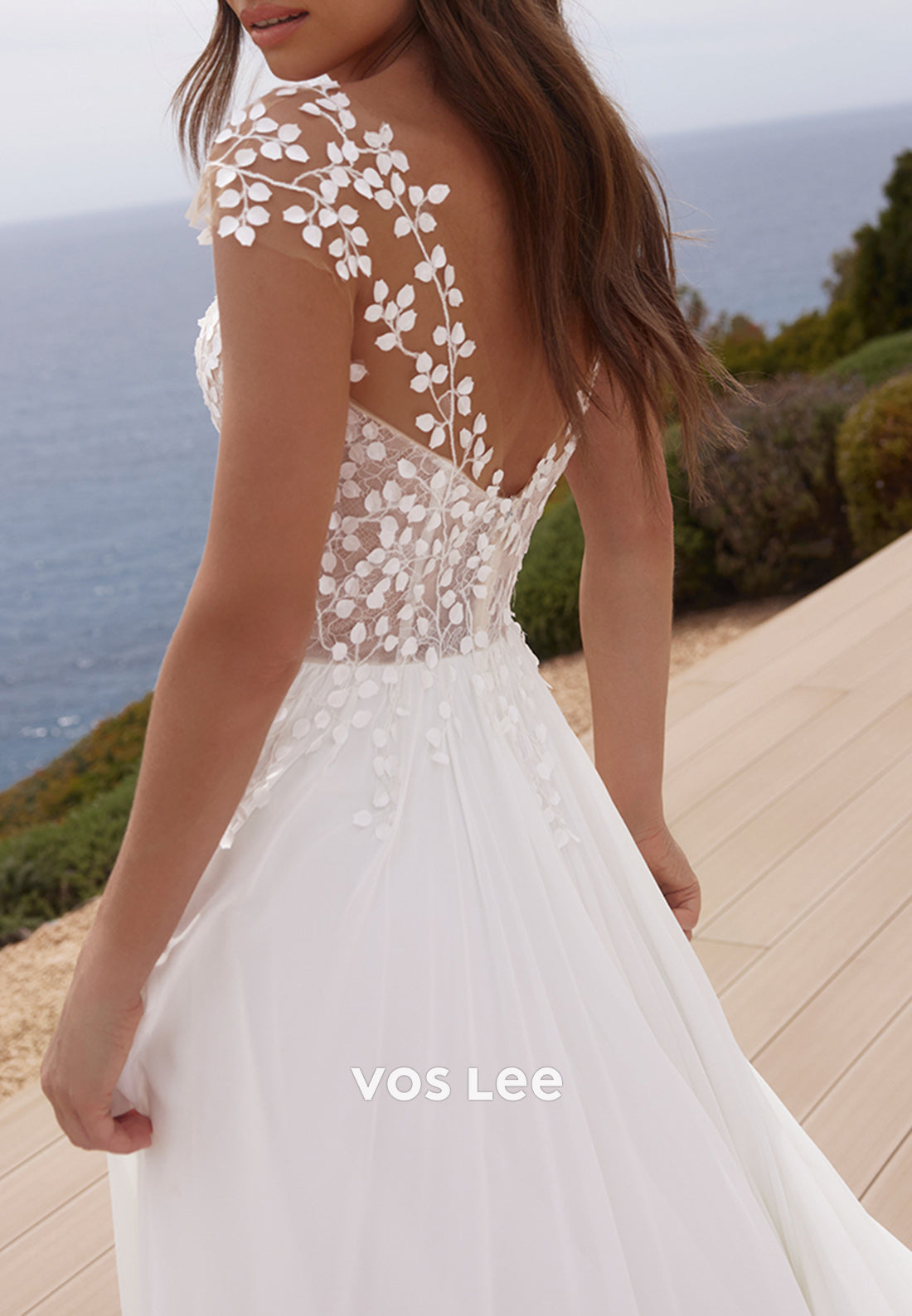 A-Line Cap Sleeves Sweetheart Appliques Lace Pleated Wedding Dresses with Court Train