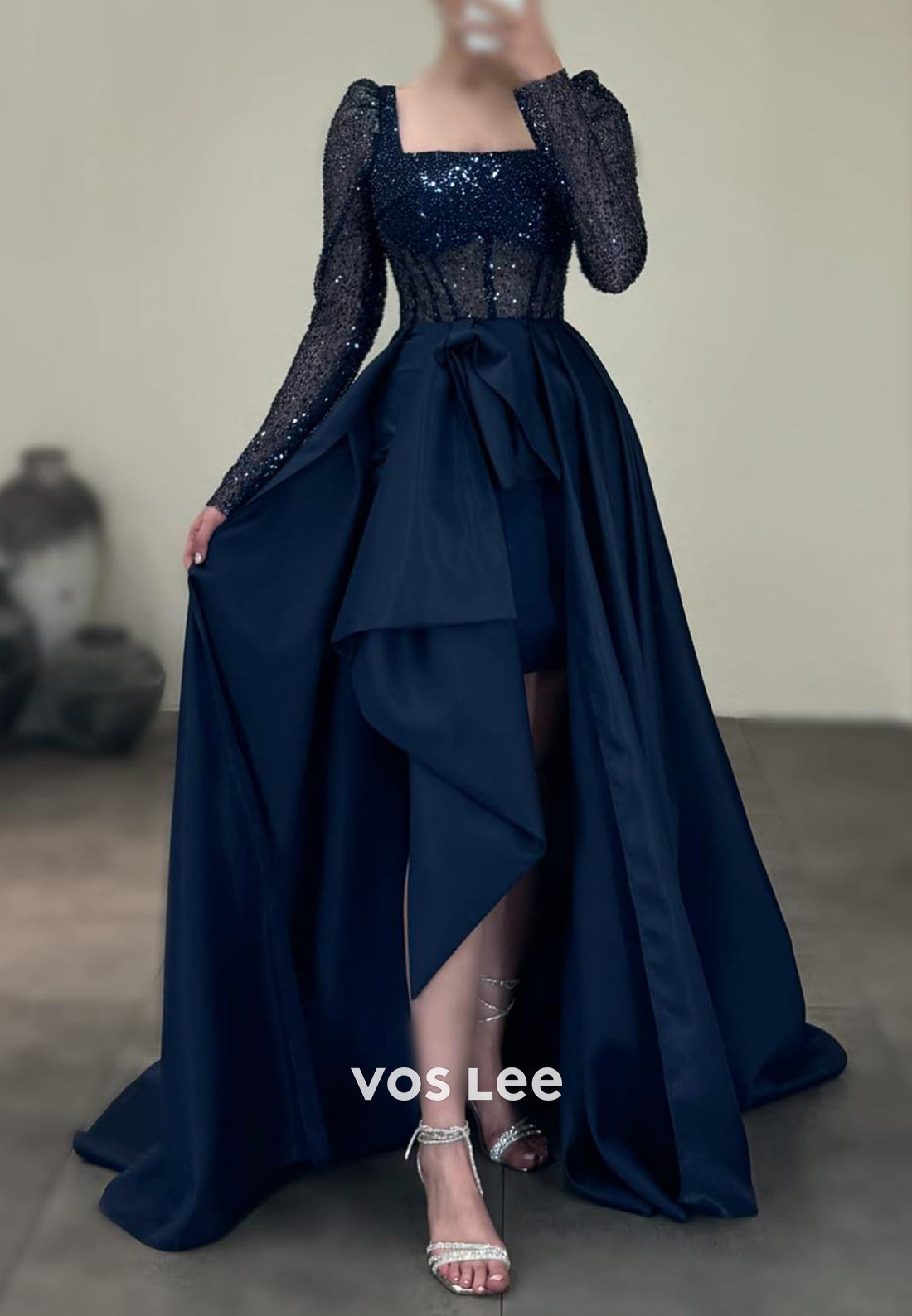 Chic & Modern High Low Long Sleeve Square Sequined Evening Dresses with Court Train