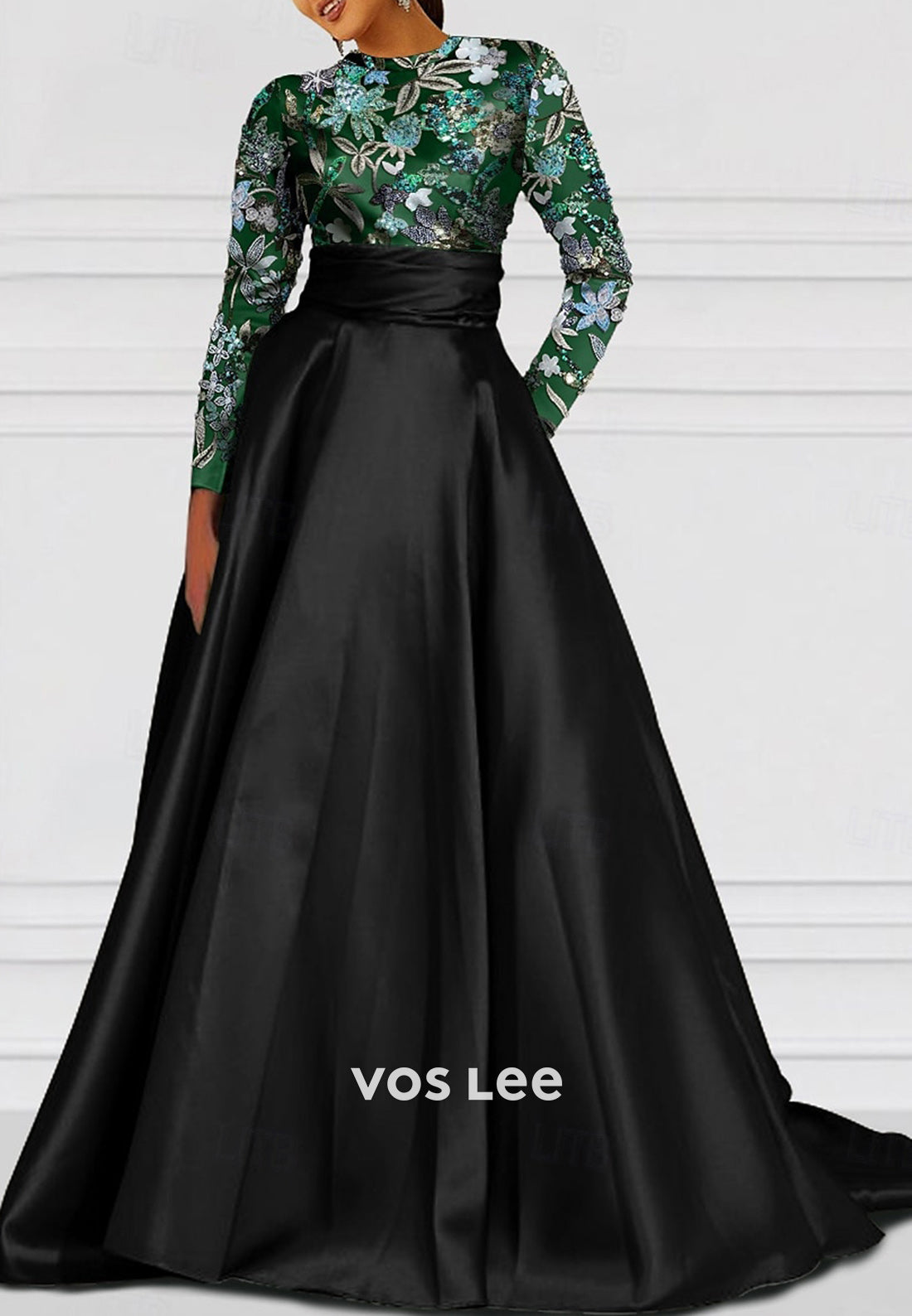 Long Sleeve Scoop Appliqued A-Line Evening Dresses with Court Train