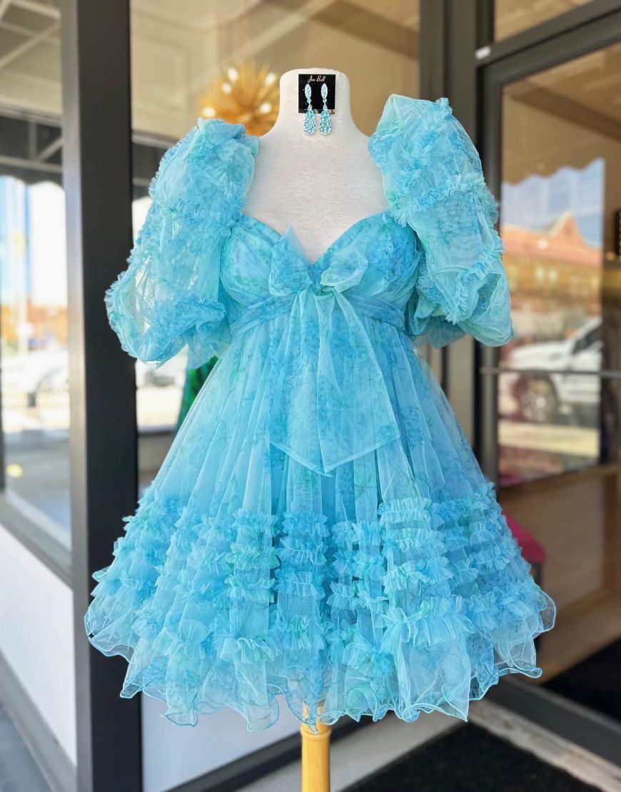 Charming A-Line Puff Sleeves Short Tulle Homecoming Dress