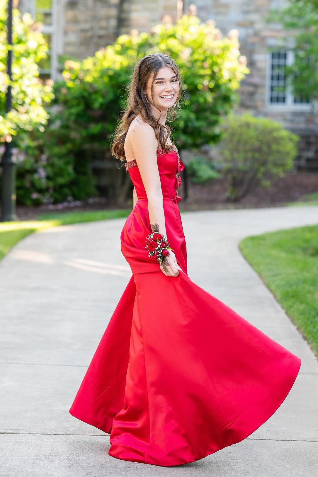 Red Beaded Bows Sweetheart Neckline Long Dress