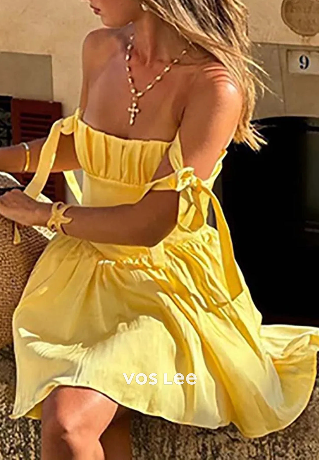A-Line Spaghetti Straps Bowknot Square Pleated Homecoming Dresses