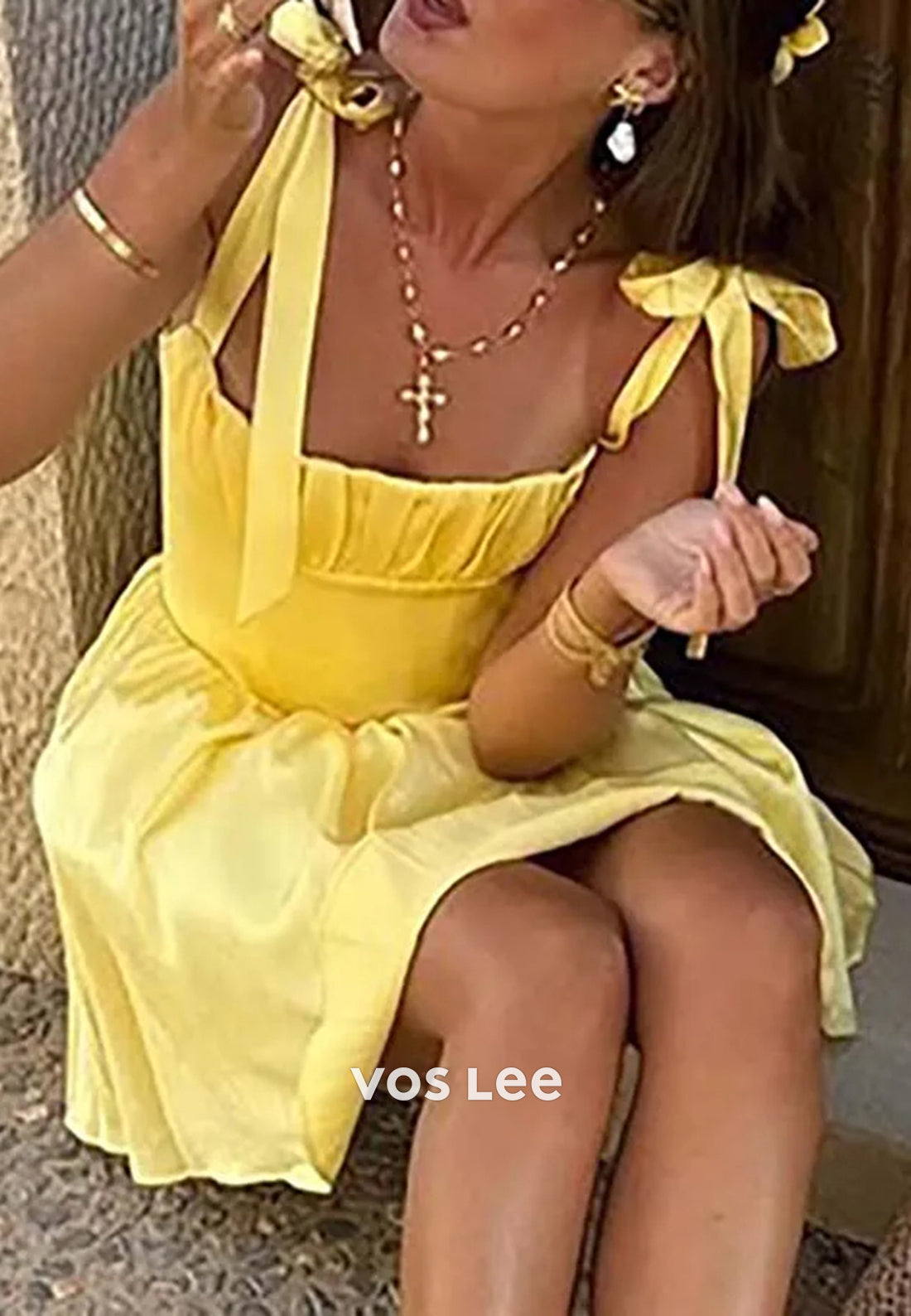 A-Line Spaghetti Straps Bowknot Square Pleated Homecoming Dresses
