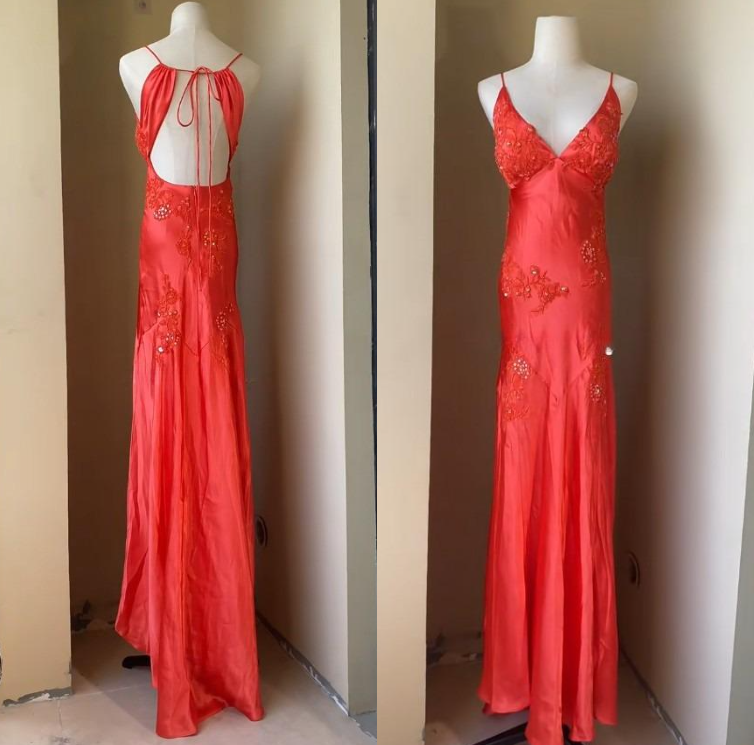 Chic A-Line Evening Dress Satin Spaghetti Straps Green Backless Long Prom Dresses