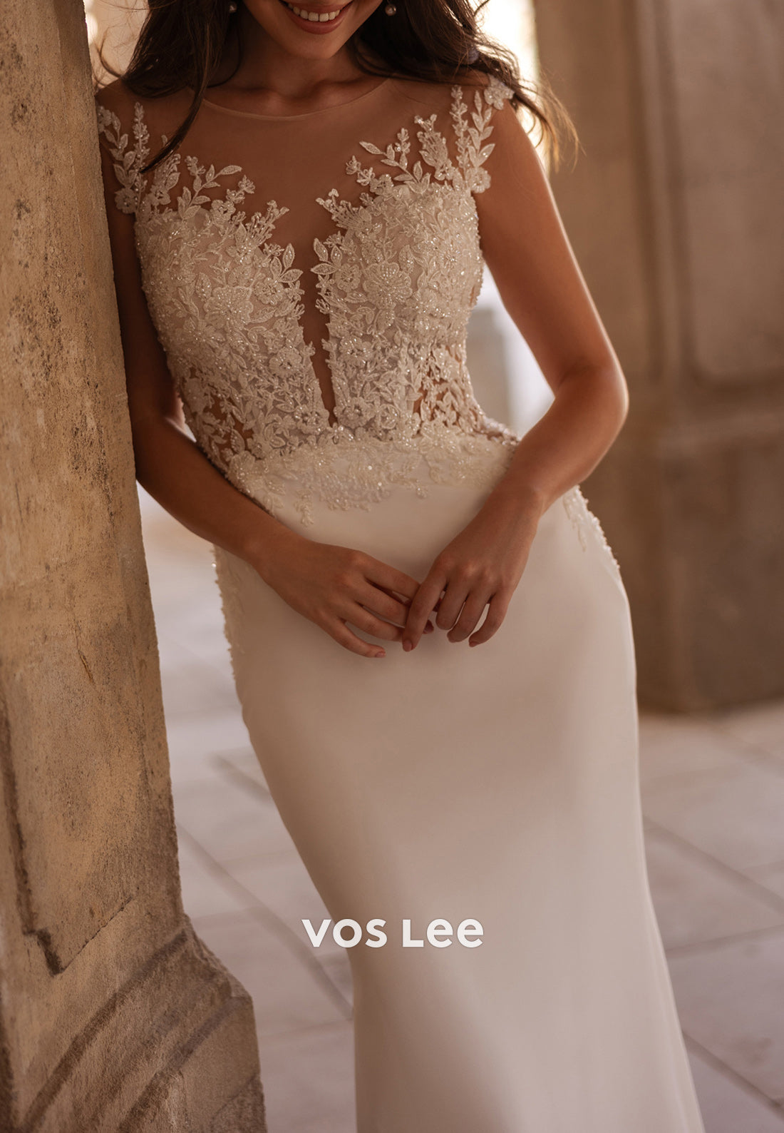 Illusion Neck Beaded Appliques Lace Mermaid Wedding Dresses with Sweep Train