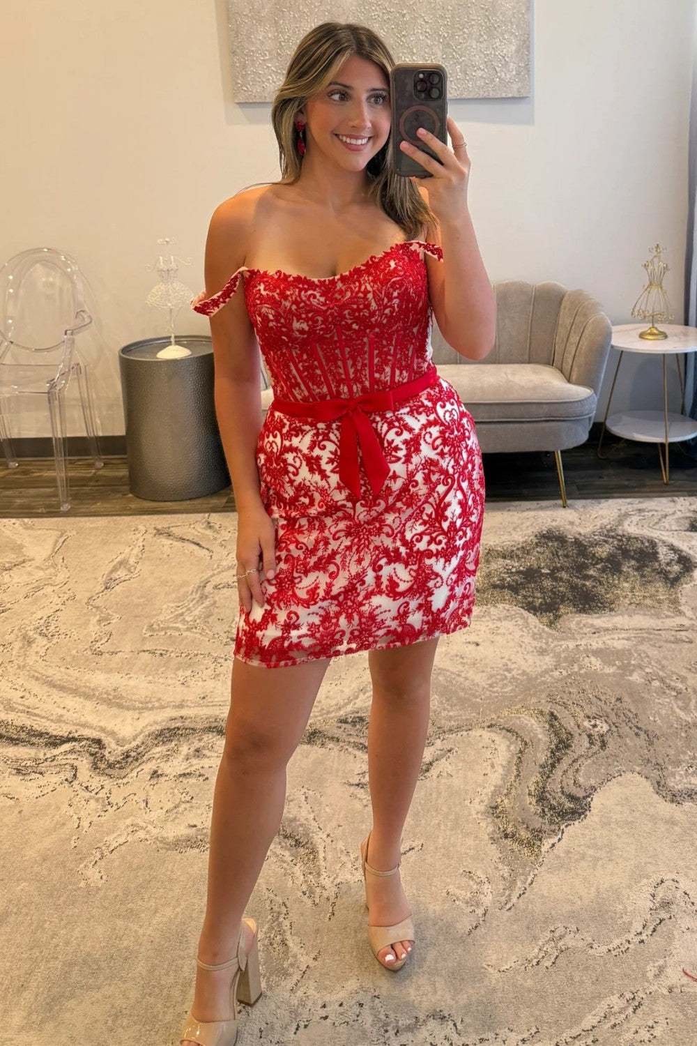 Elegant Off-Shoulder Lace Bodycon Homecoming Dress with Bow Waist