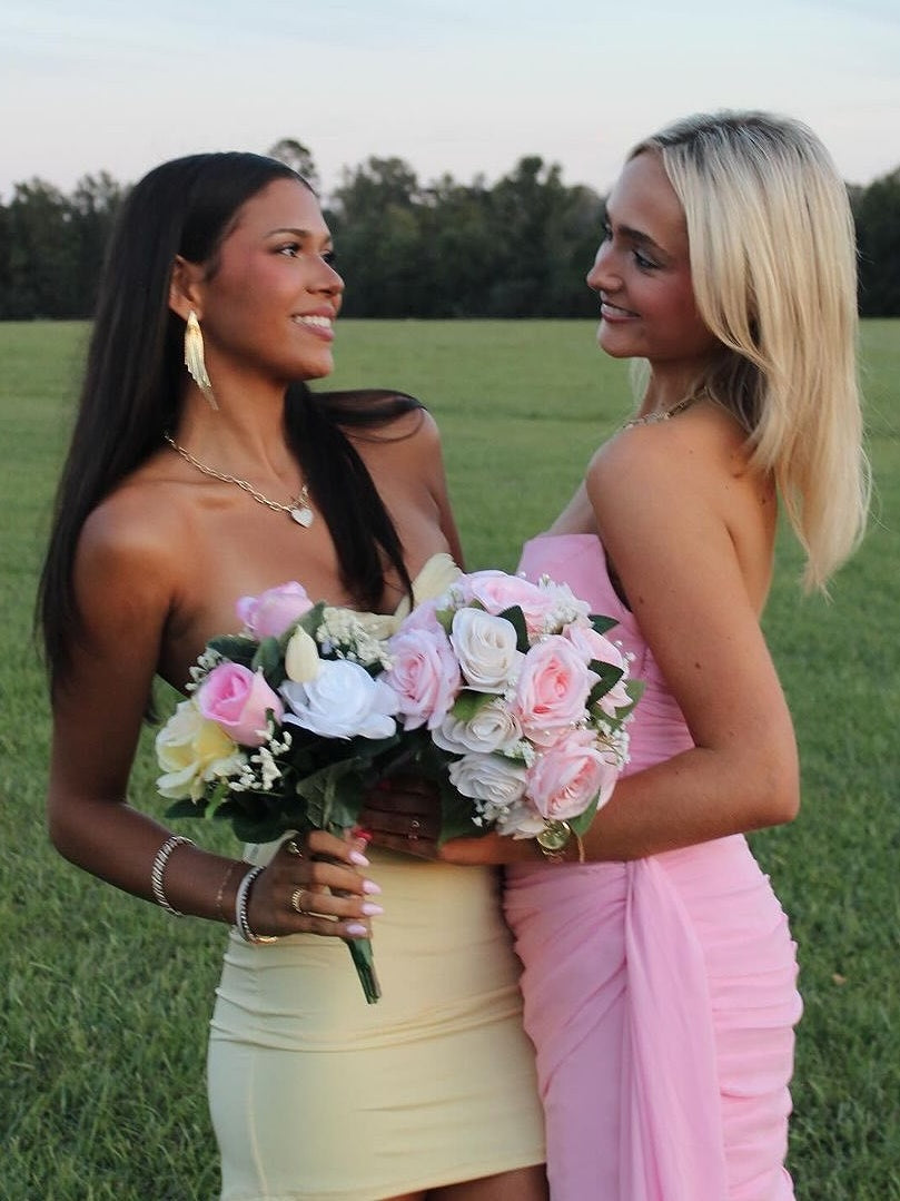 Fitted Sheath Sweetheart Yellow Short Homecoming Dress with Keyhole