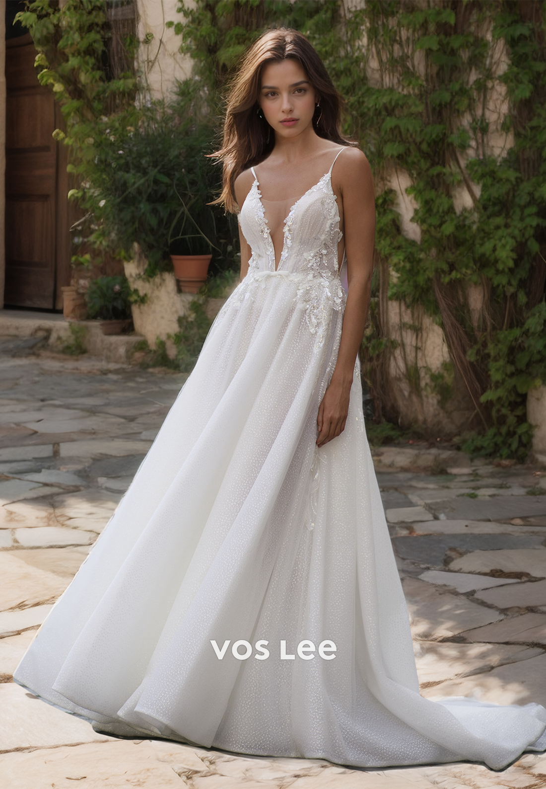 A-Line V Neck Spaghetti Straps Formal Bridal Dress Backless Long Train Tulle Wedding Dress