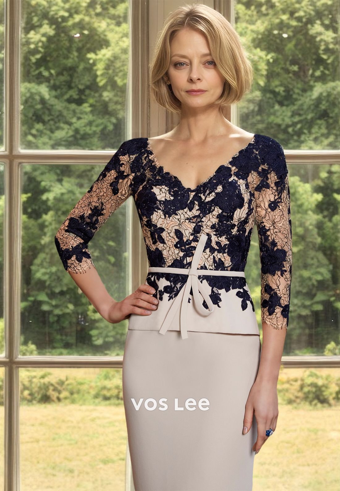 Charming Column V Neck Long Sleeves Lace Appliques Mother of the Evening Dress