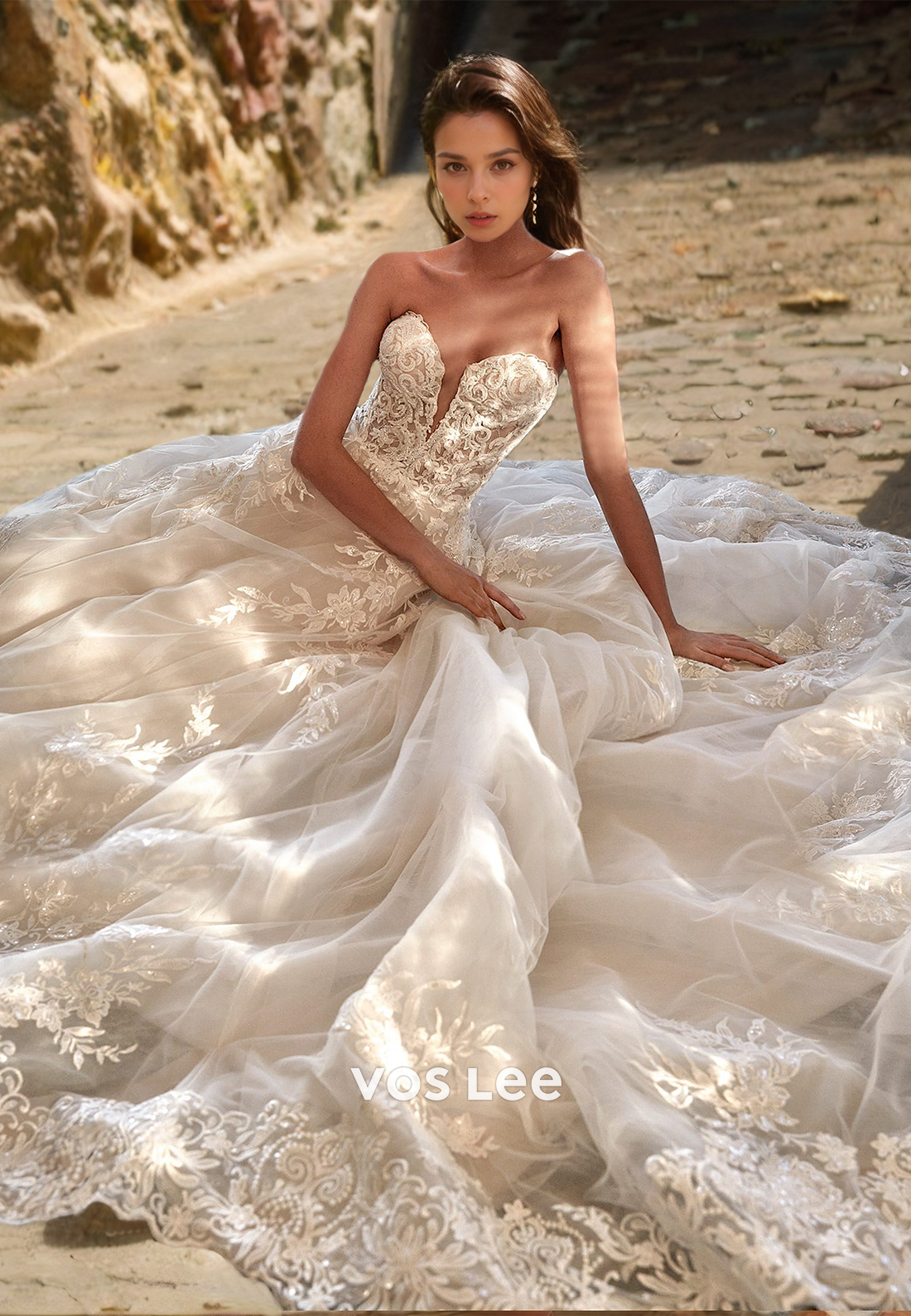 Graceful V Neck A-Line Sleeveless Court Train Lace Appliques Beaded Zipper Wedding Gown
