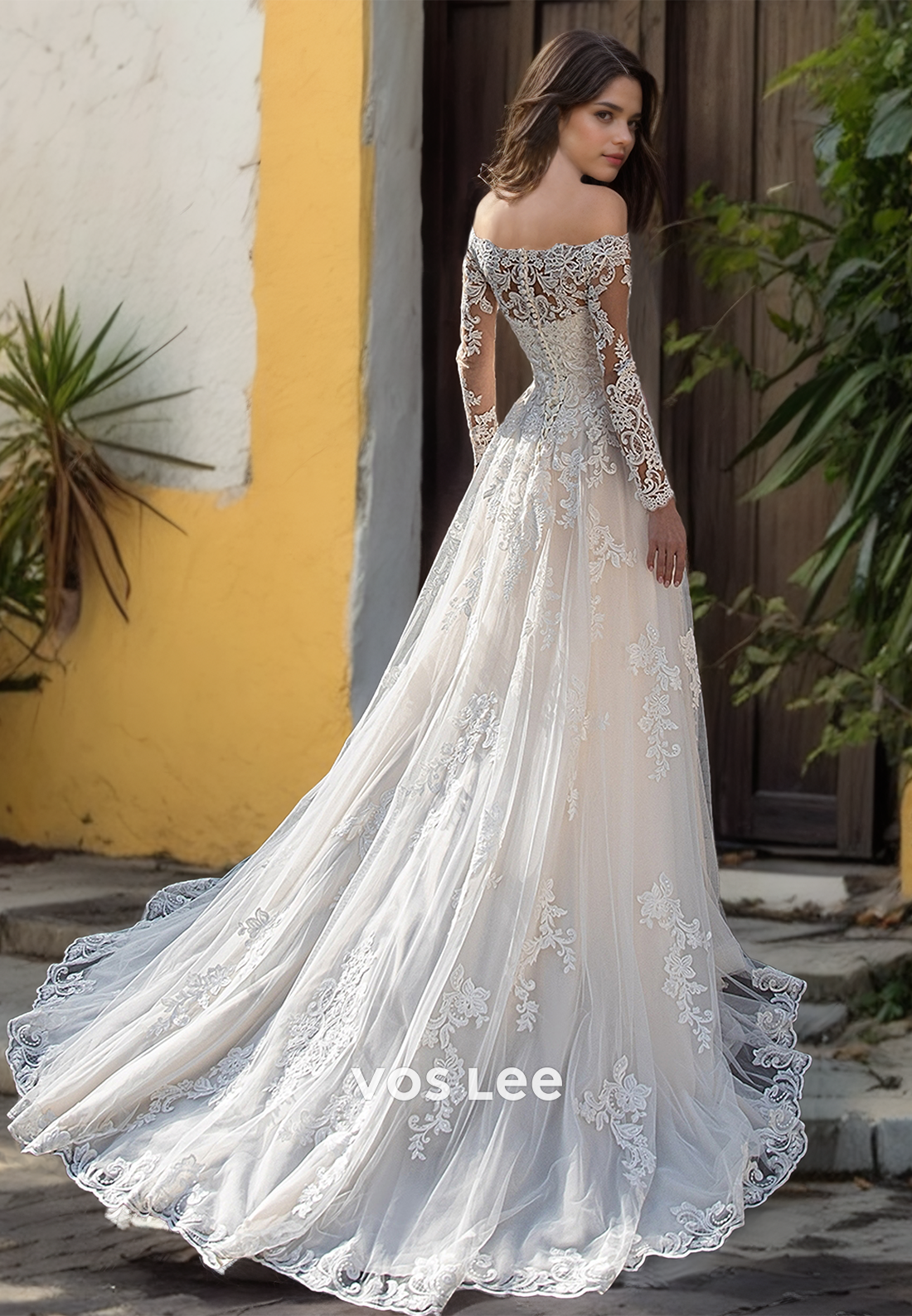 Luxury A-Line Long Sleeves Bateau Lace Appliques Draped Court Train Tulle Wedding Bride Gown