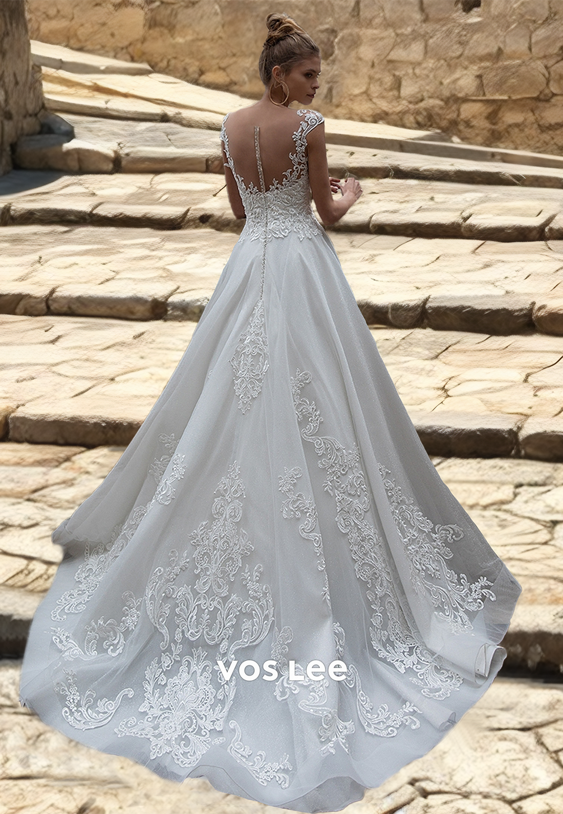 Elegant Plunging V Neck Illusion A-Line Bazk Zipper Cap Sleeves Lace Appliques Tulle Wedding Dress