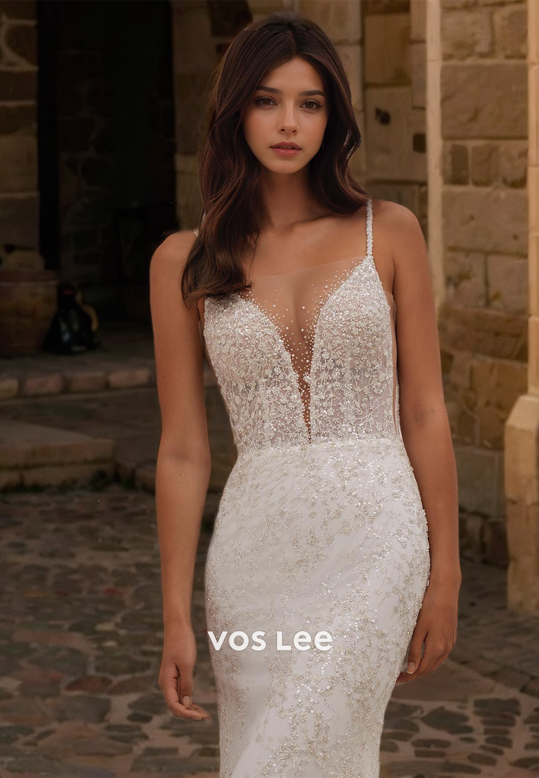 Graceful Column Plunging V Neck Spaghetti Straps Backless Lace Appliques Wedding Dress