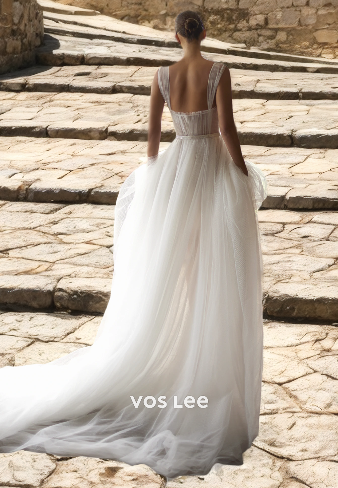 A-Line Sweetheart SDpaghetti Straps Backless Pleated Tulle Wedding Bride Dress