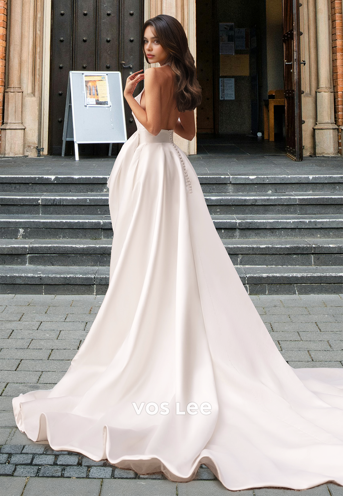 Classy A-Line Halter Backless Court Train Bow Lace Appliques Wedding Gown