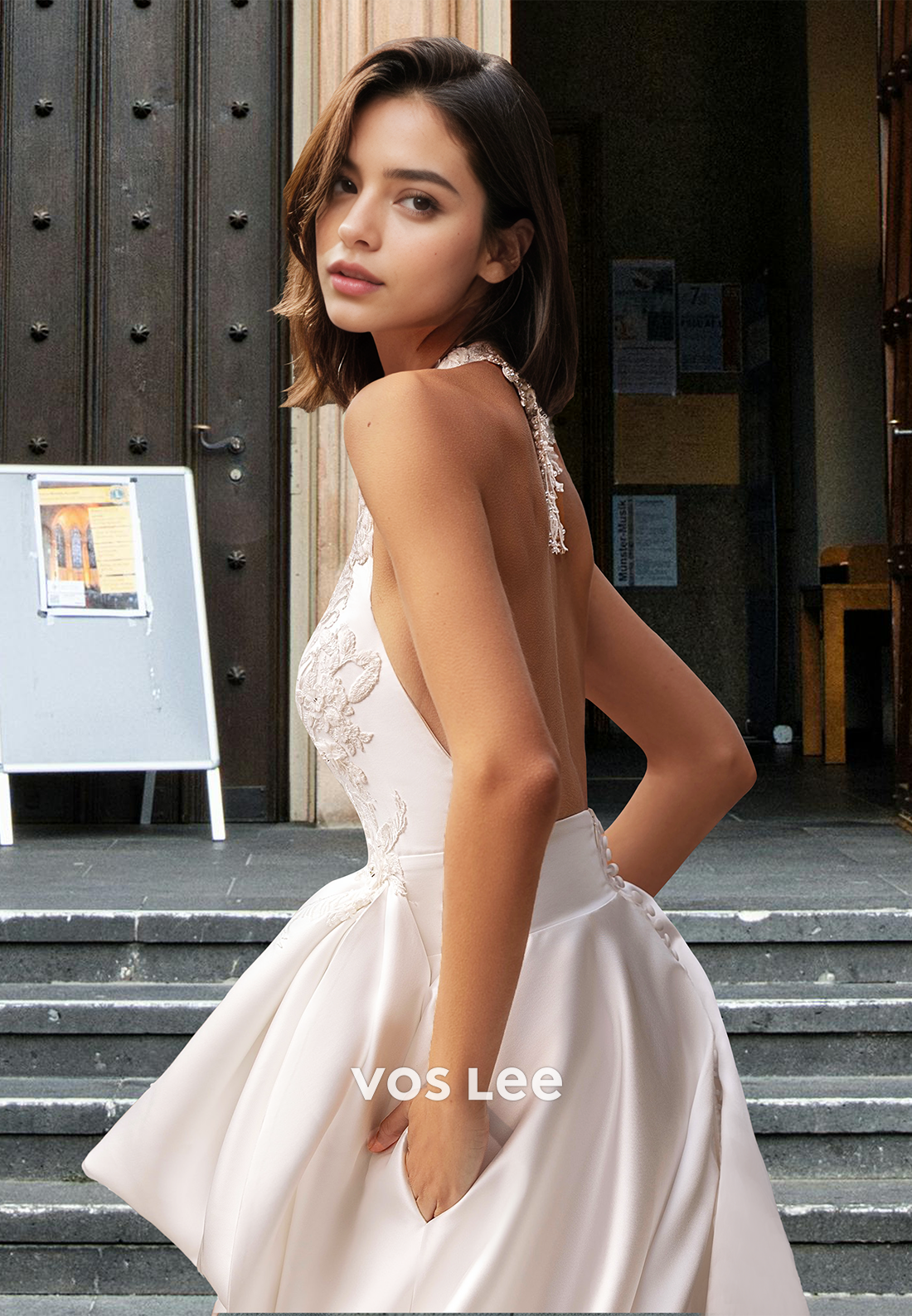 Classy A-Line Halter Backless Court Train Bow Lace Appliques Wedding Gown
