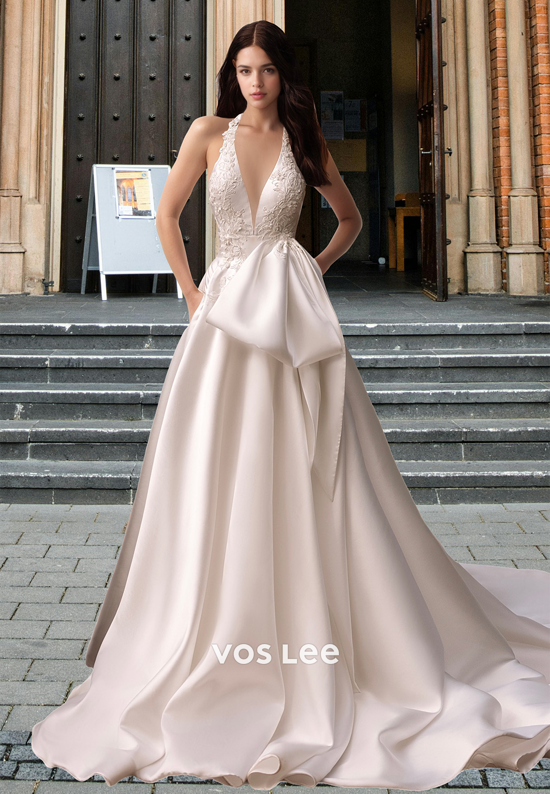 Classy A-Line Halter Backless Court Train Bow Lace Appliques Wedding Gown